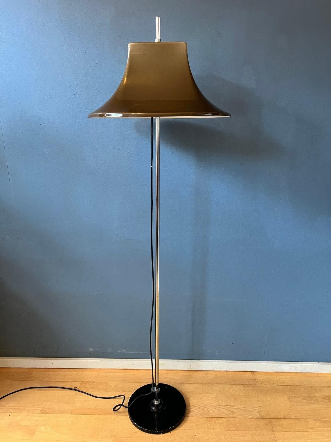 Metal Willem Hagoort Space Age Floor Lamp with Beige Witch Hat Shade, 1970s For Sale