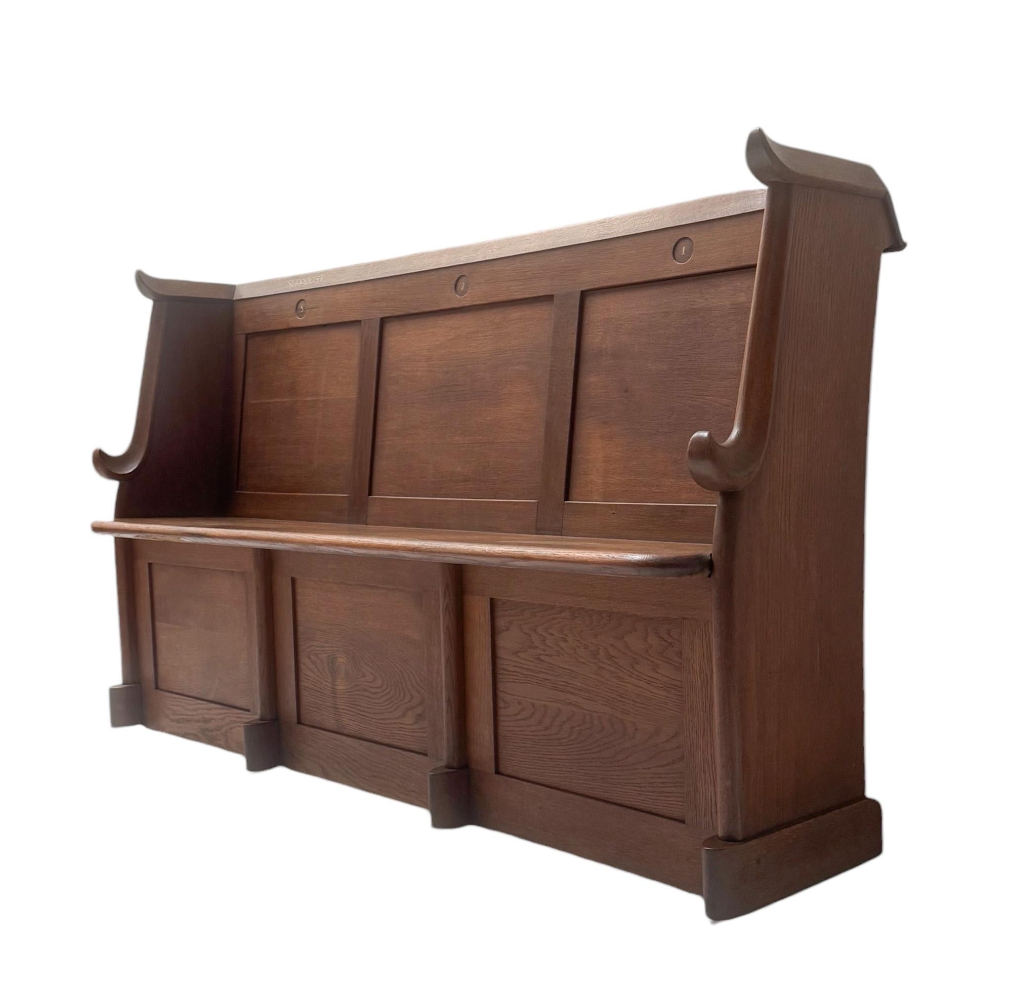 Début du 20ème siècle Banc à trois places de l'école Amsterdamse de Willem Penaat, années 1920 en vente