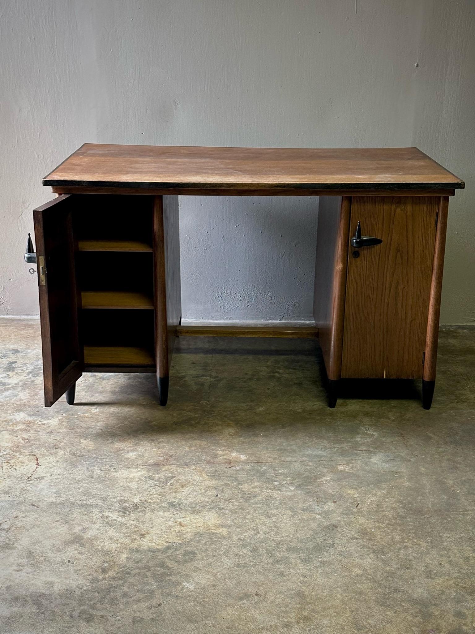 Early 20th Century Willem Penaat for Metz and Co. Desk For Sale