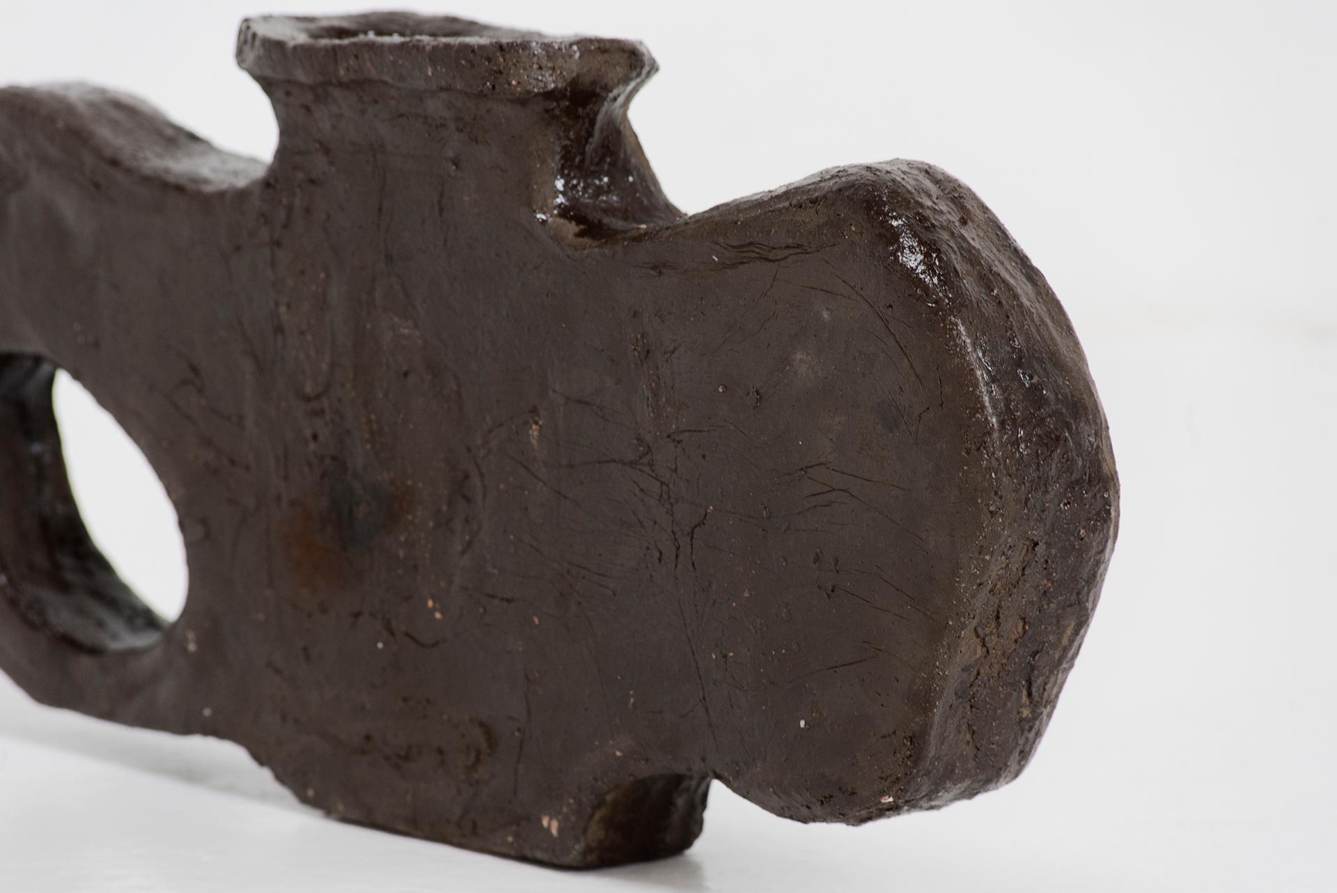 Olandese Willem Van Hooff Vaso contemporaneo in terracotta marrone Modello 