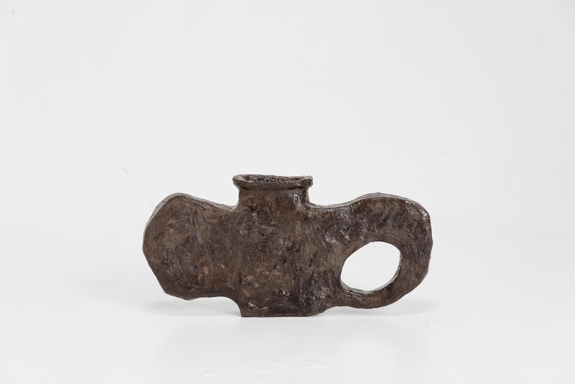 Cotto Willem Van Hooff Vaso contemporaneo in terracotta marrone Modello 