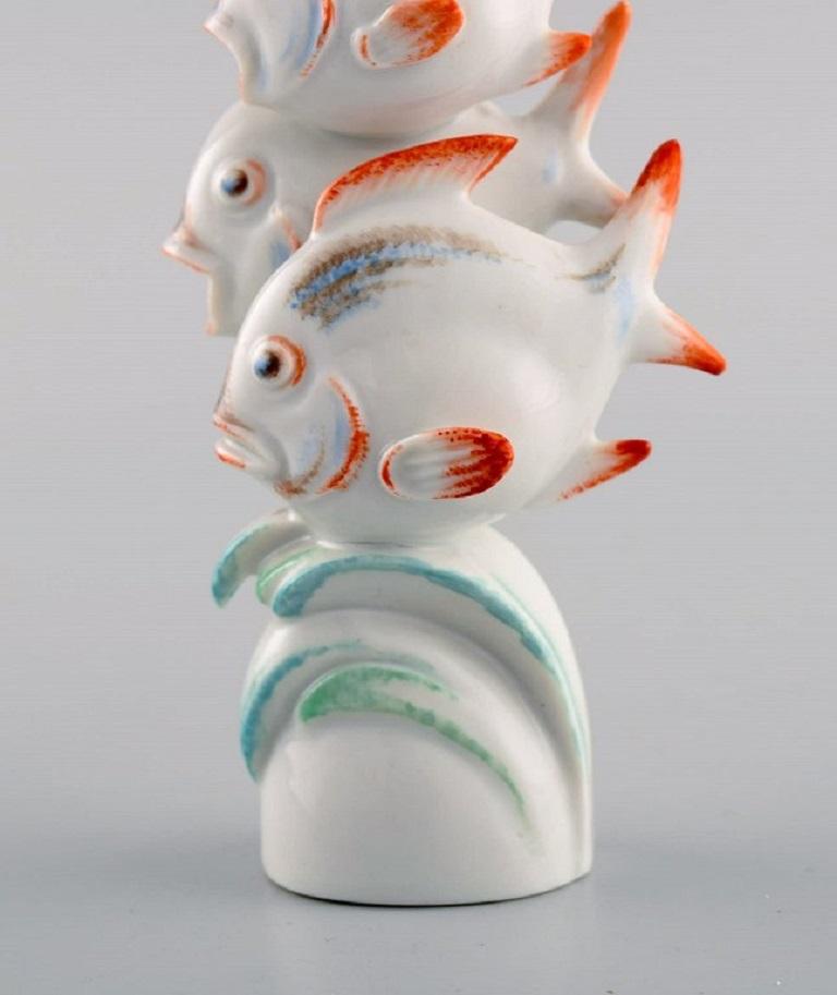 Willy Münch-Khe pour Meissen, figure Art déco, trois poissons, années 1930 Excellent état - En vente à Copenhagen, DK