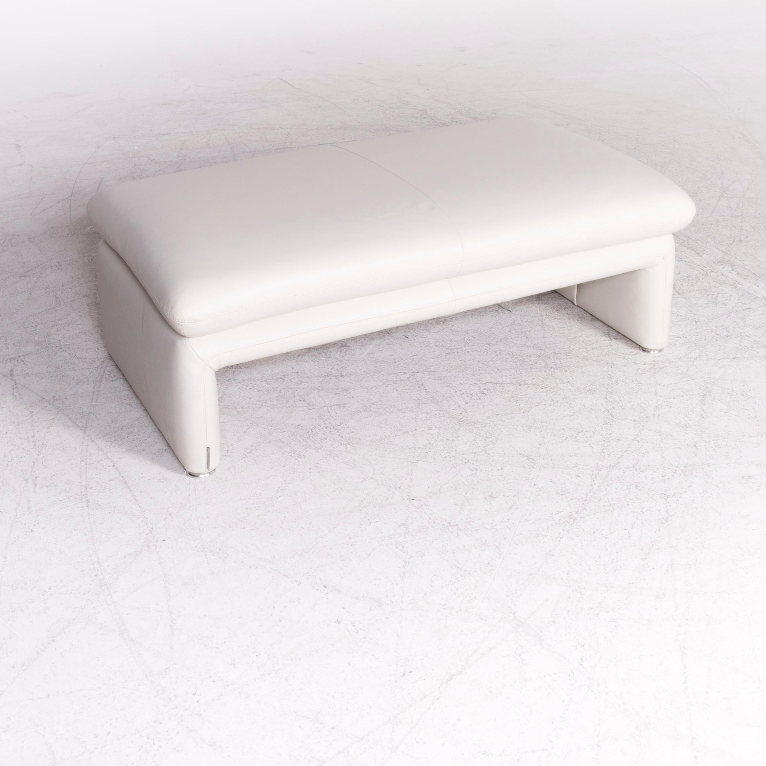 We bring to you a Willi Schillig Brooklyn designer leather stool white genuine leather stool.

Product measurements in centimeters:

Depth 71
Width 124
Height 47.





   