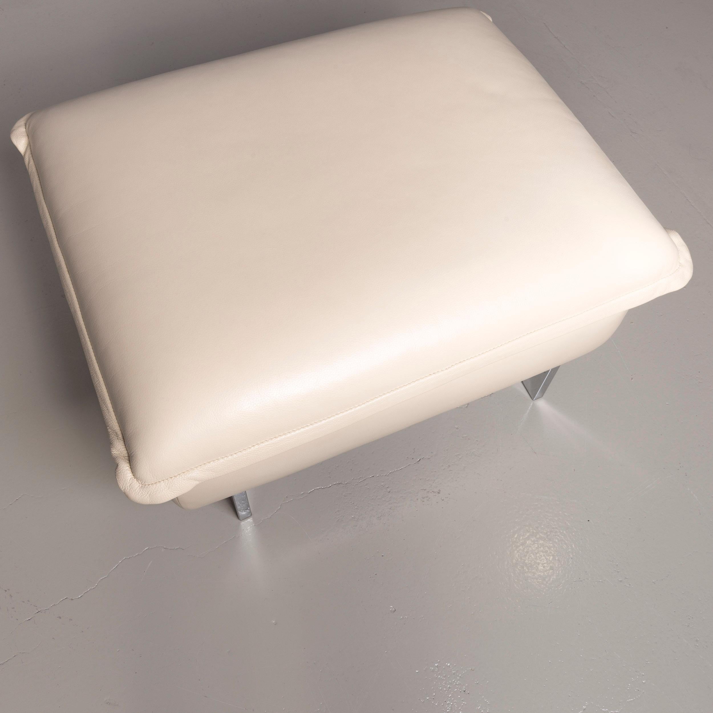 Willi Schillig Designer Footstool Creme Leather  In Good Condition For Sale In Cologne, DE