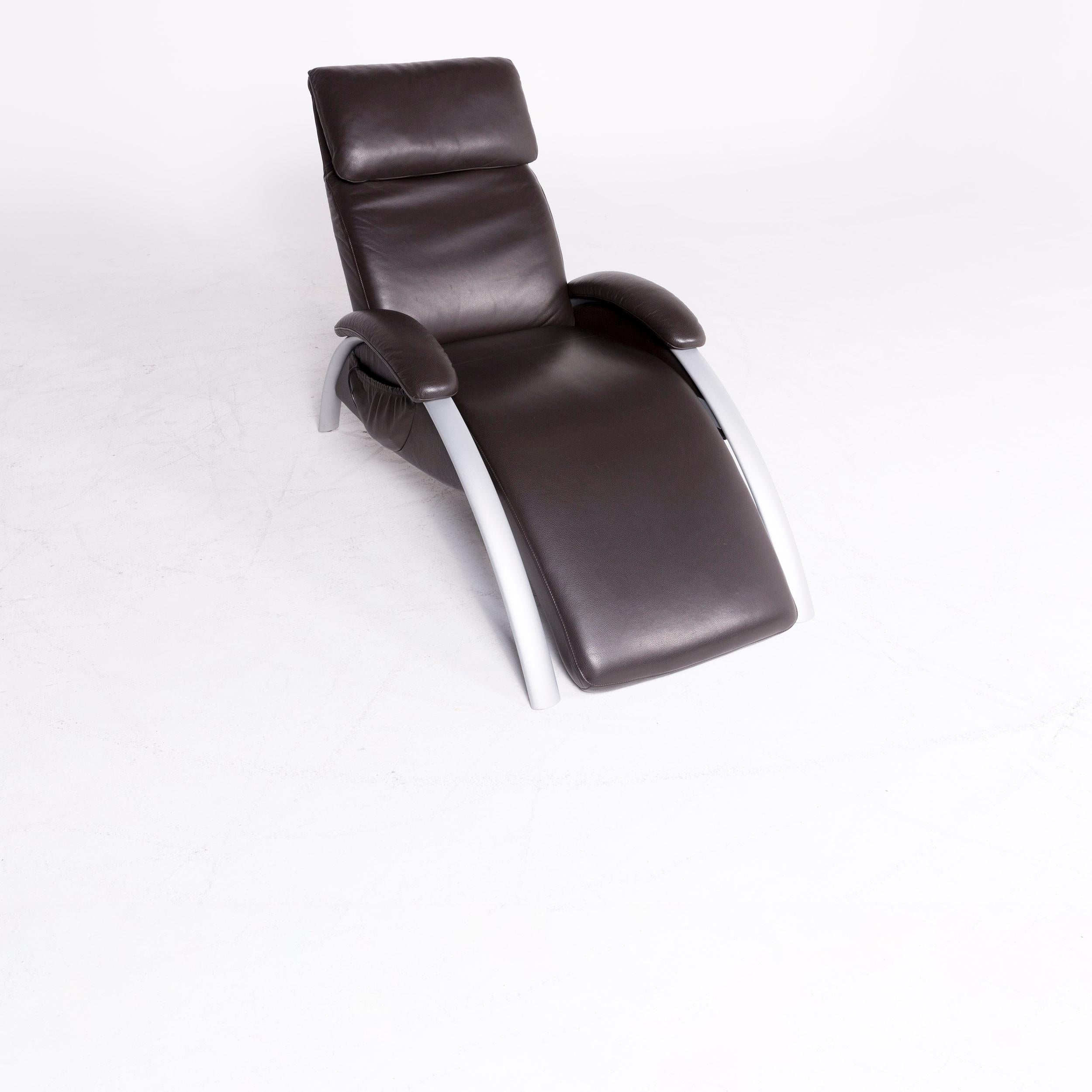 We bring to you a Willi Schillig designer leather lounger brown genuine leather couch electric.

Product measurements in centimeters:

Depth 73
Width 148
Height 100
Seat-height 42
Rest-height 54
Seat-depth 100
Seat-width 48
Back-height