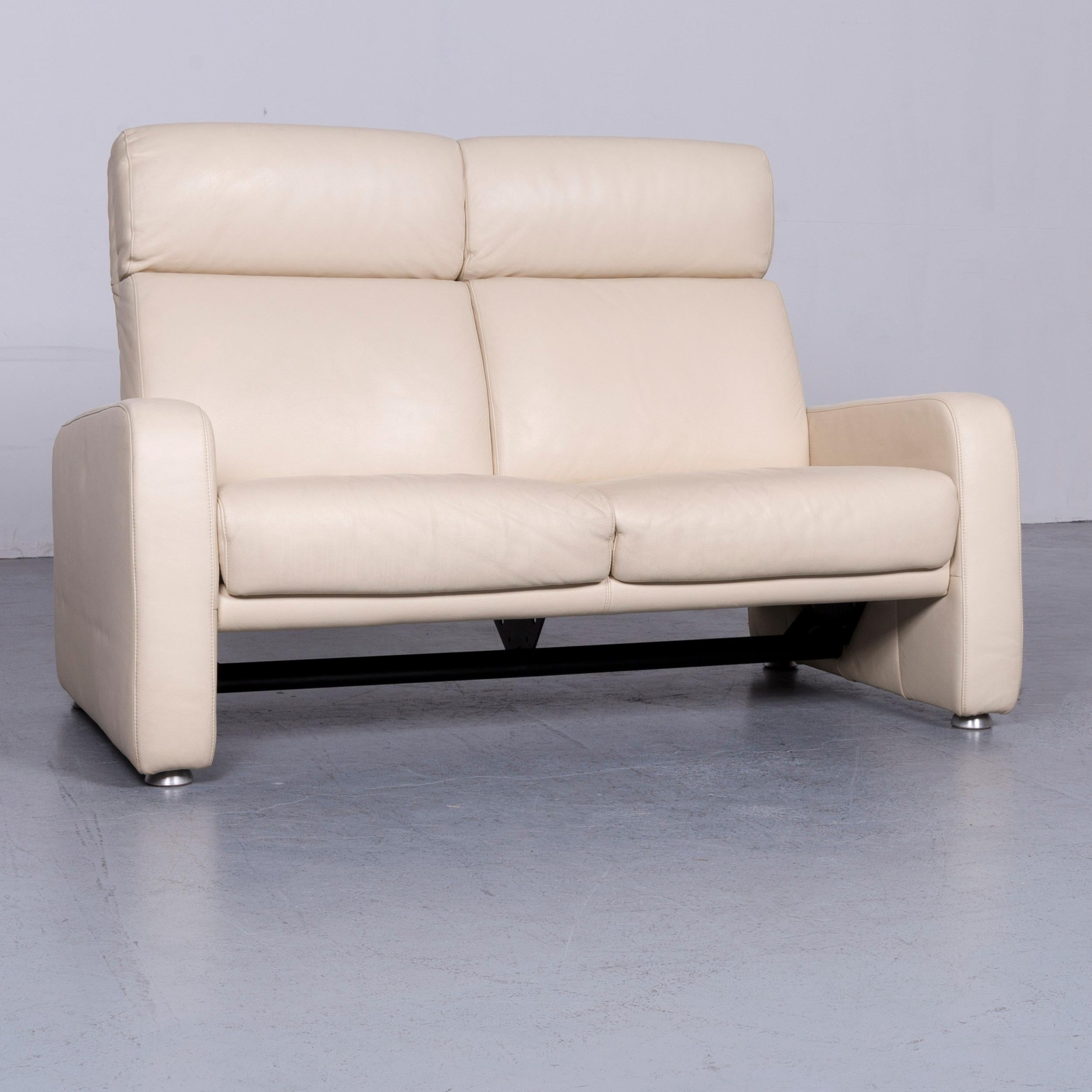 We bring to you an Willi Schillig designer leather sofa beige two-seat couch.































    