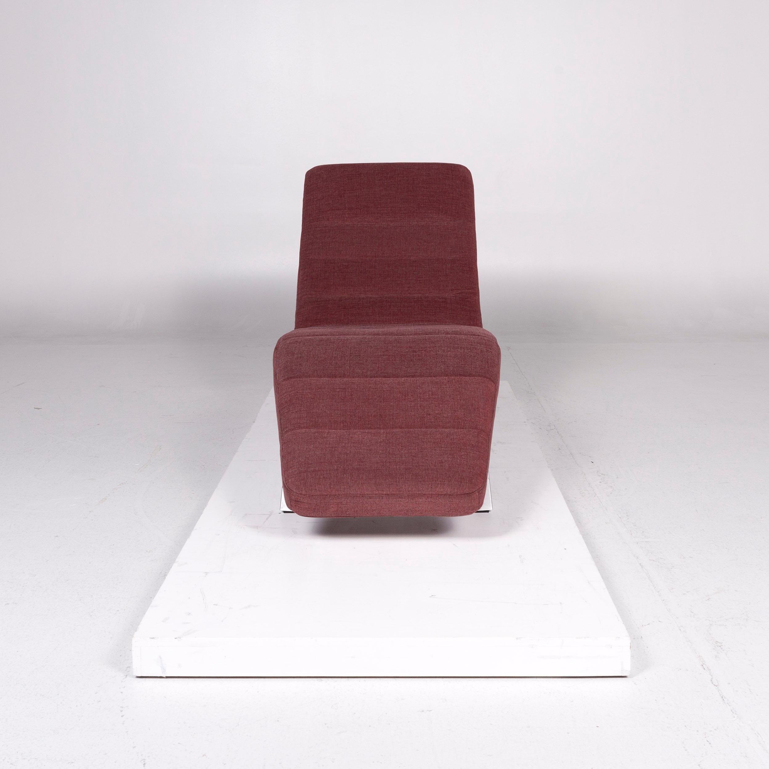 We bring to you a Willi Schillig fabric lounger red wine red relax function.
  
 
 Product measurements in centimeters:
 
Depth 168
Width 65
Height 95
Seat-height 43
Seat-depth 125
Seat-width 65
Back-height 56.
   