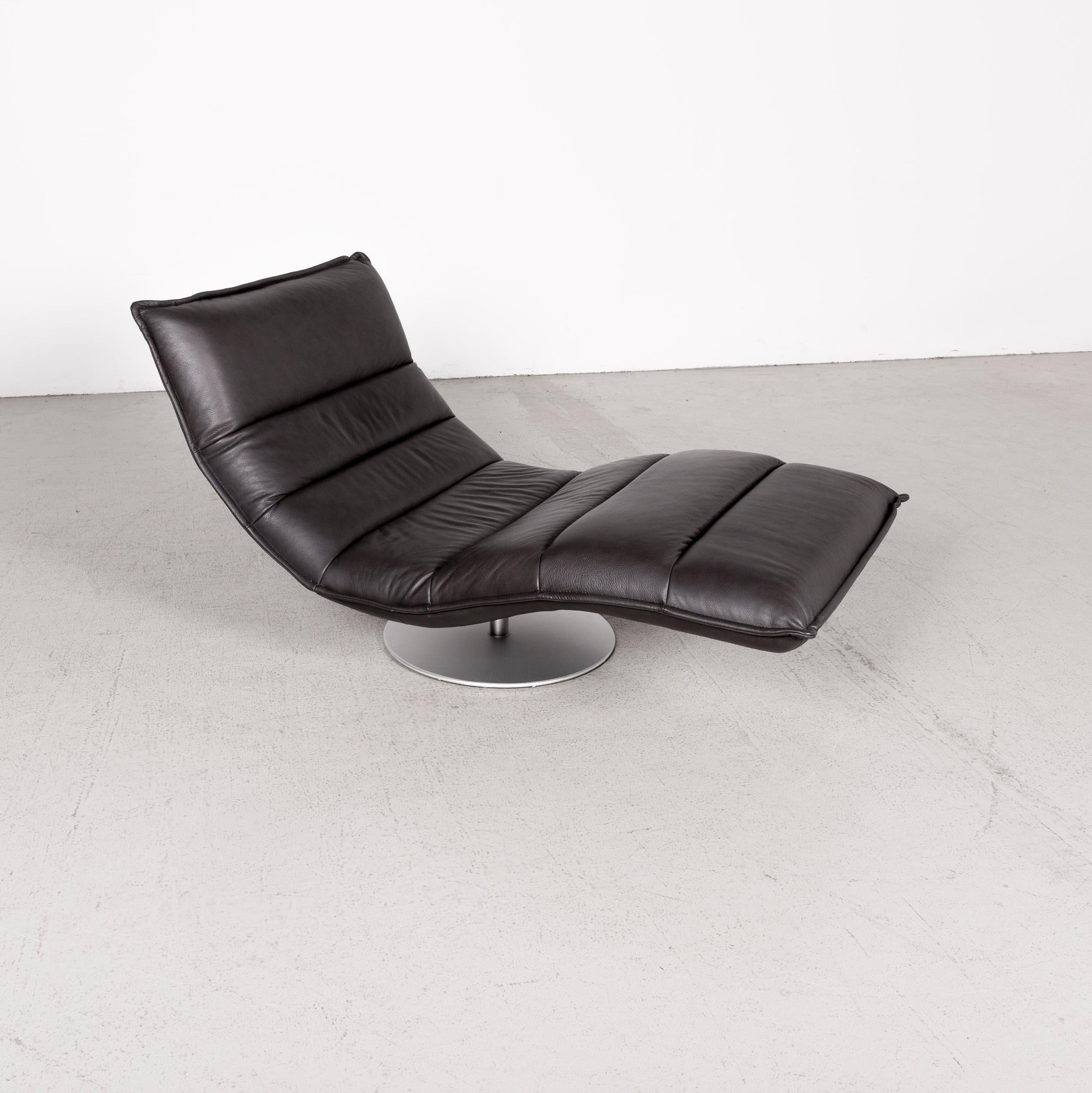 We bring to you a Willi Schillig Inkoognito leather lounger anthracite genuine leather.
 

Product measures in centimeters:

Depth: 100
Width: 175
Height: 90
Seat-height: 35
Rest-height: 
Seat-depth: 115
Seat-width: 100
Back-height: 75.