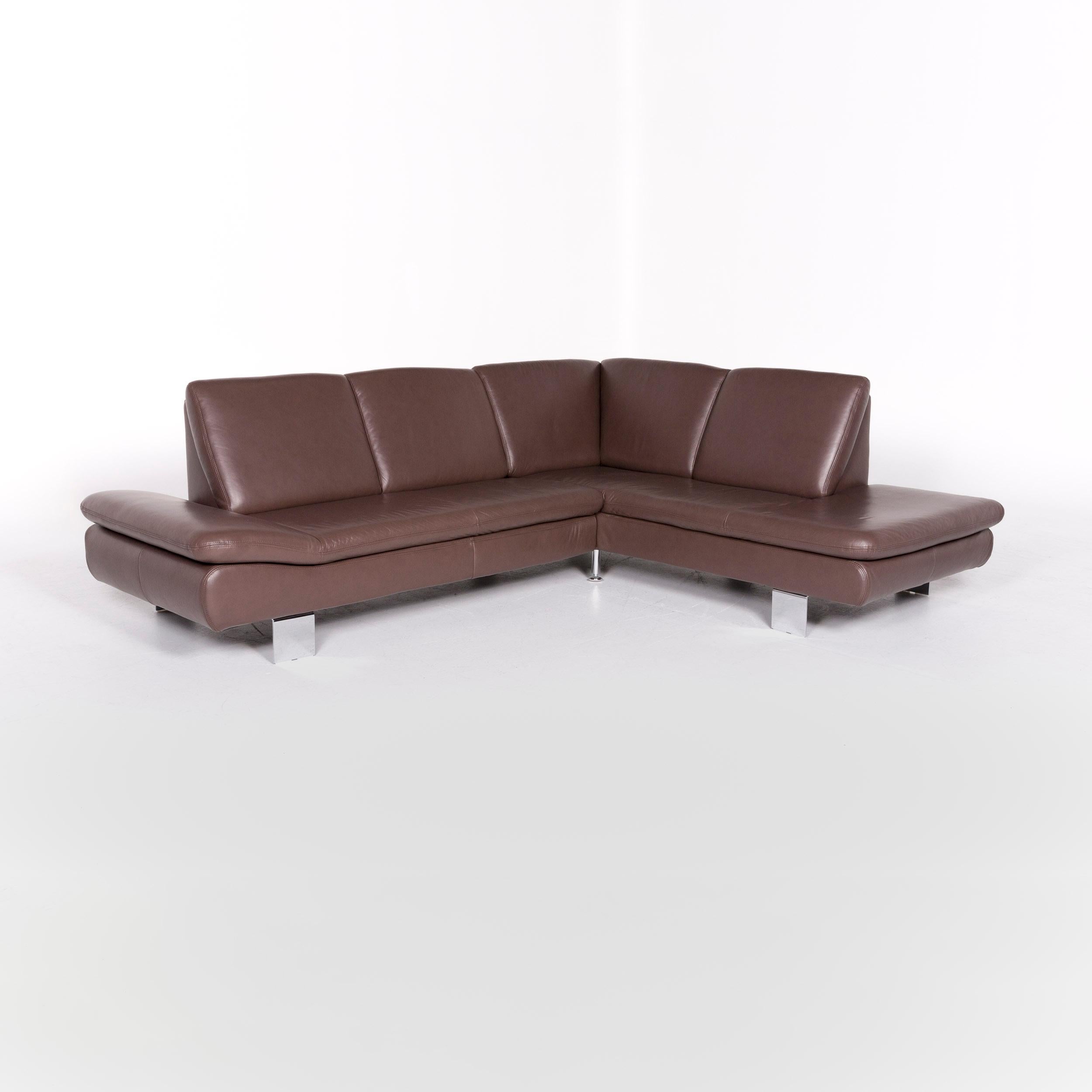 We bring to you a Willi Schillig Lucca designer leather corner sofa brown couch.

Product measurements in centimeters:

Depth 218
Width 270
Height 88
Seat-height 43
Rest-height 51
Seat-depth 54
Seat-width 187
Back-height 46.
   