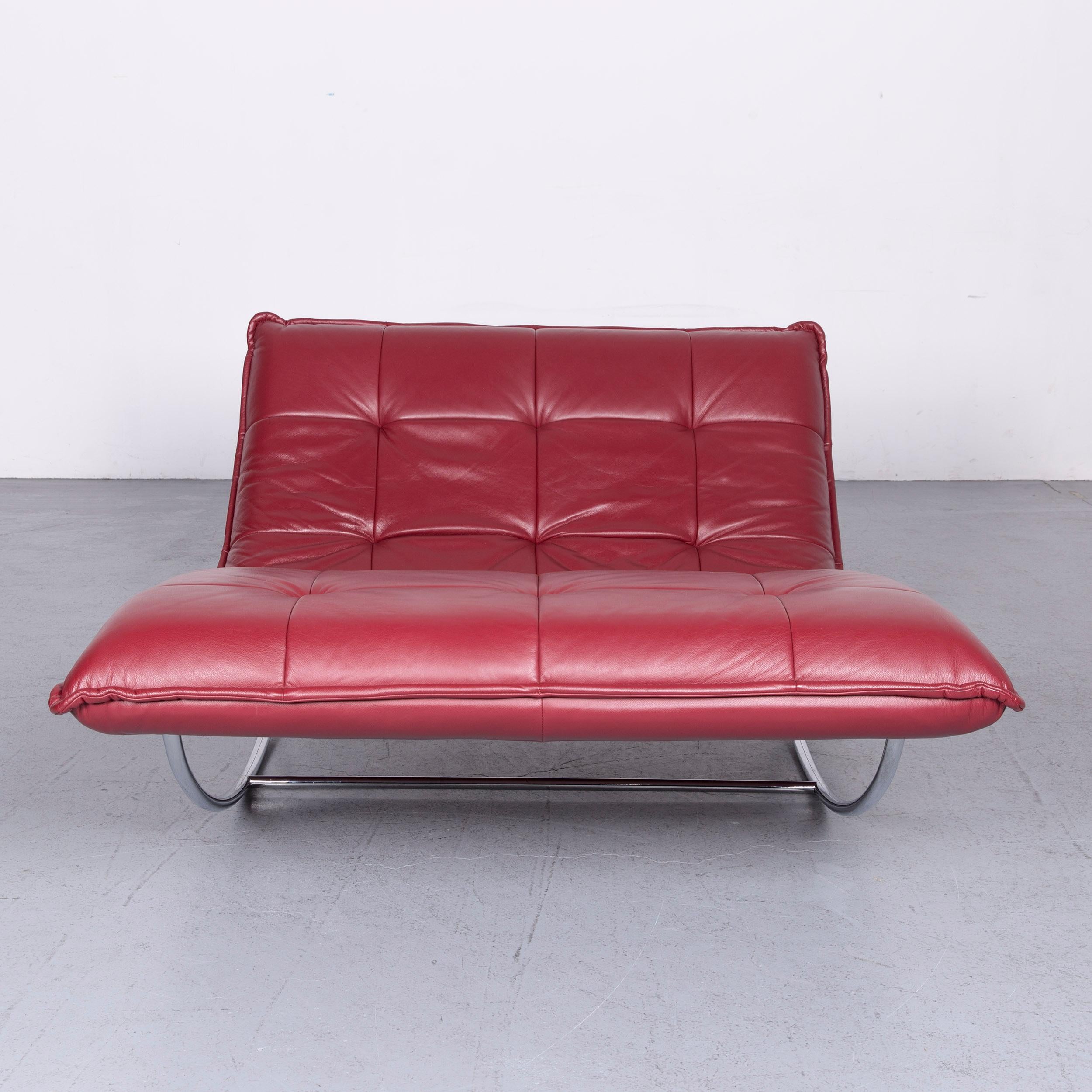 We bring to you a Willi Schillig Woow designer leather couch in red.








 