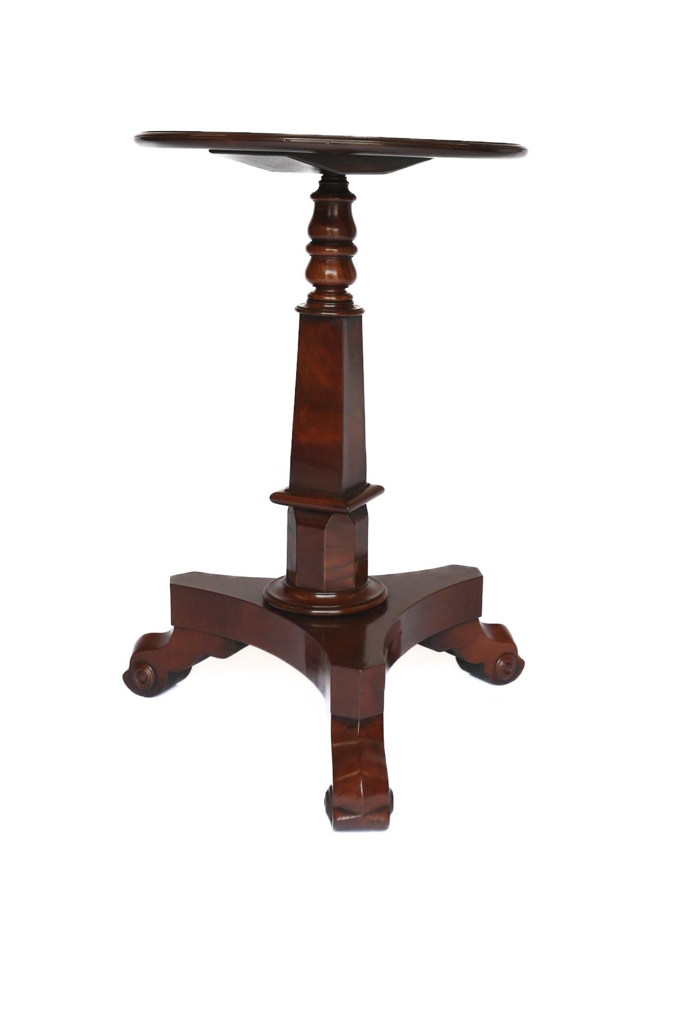 Polished William 1V Period Mahogany Lamp Table For Sale
