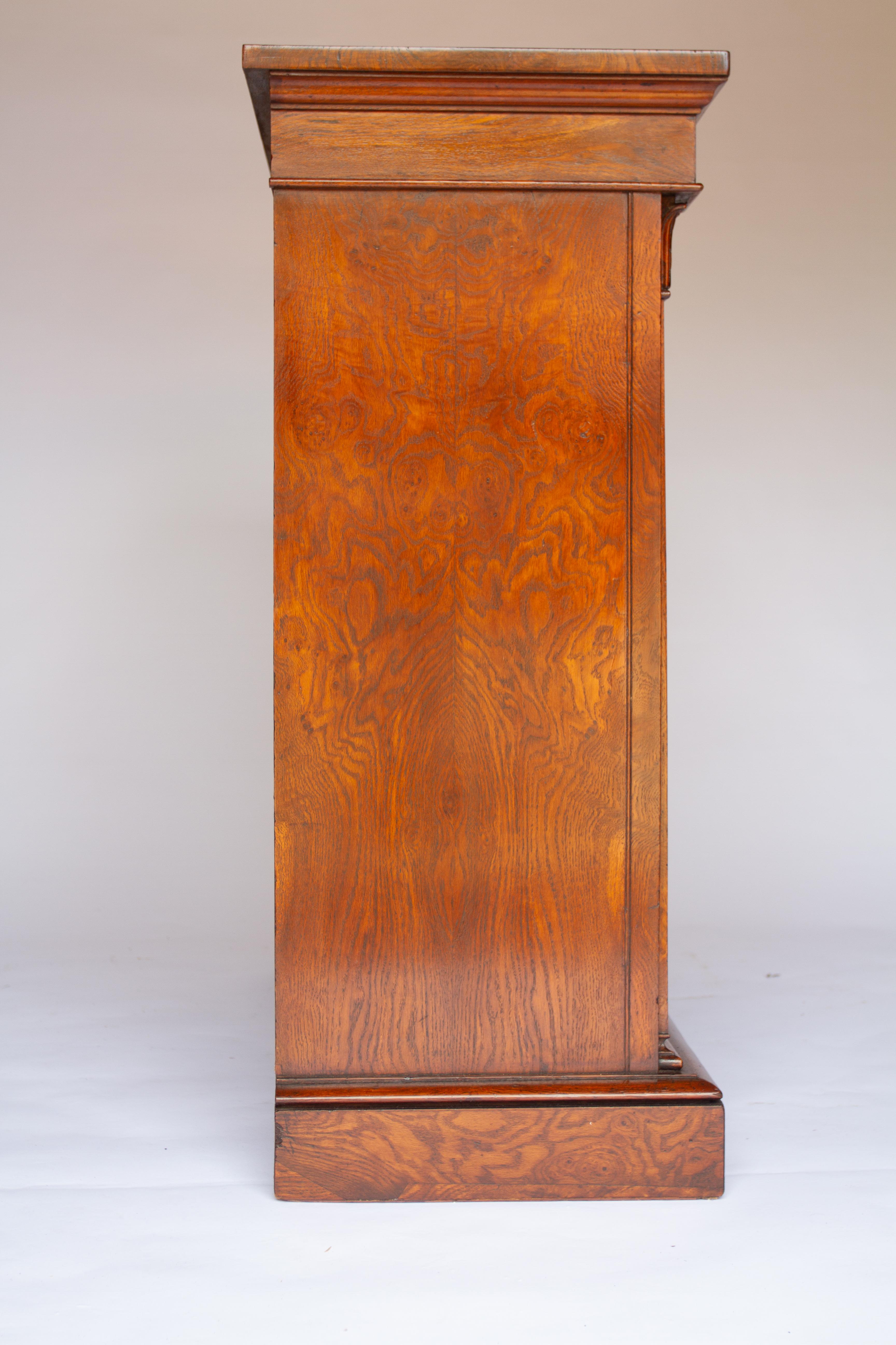 William 1V Pollard Oak  offenes Bücherregal (William IV.) im Angebot