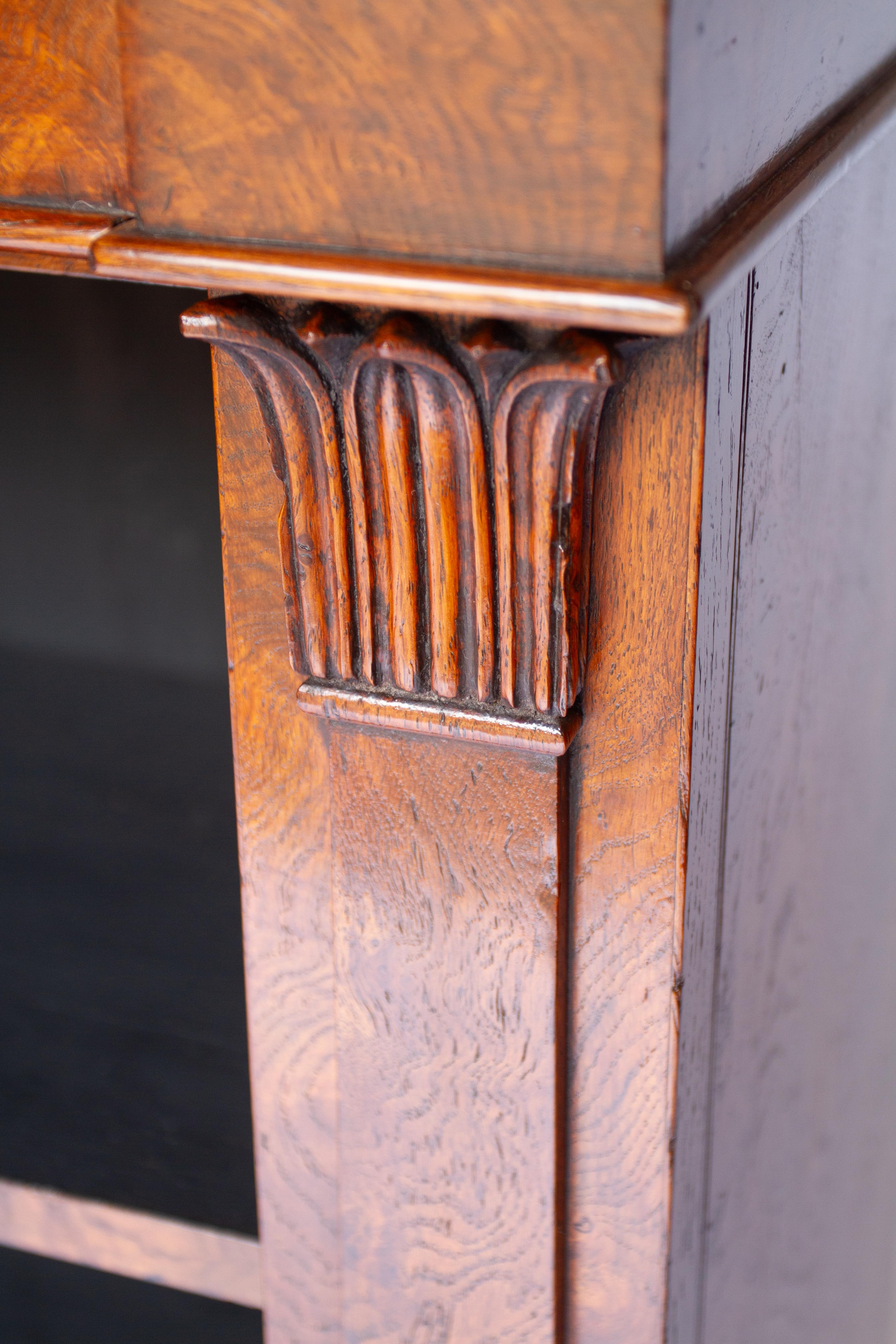 William 1V Pollard Oak  offenes Bücherregal (Eichenholz) im Angebot