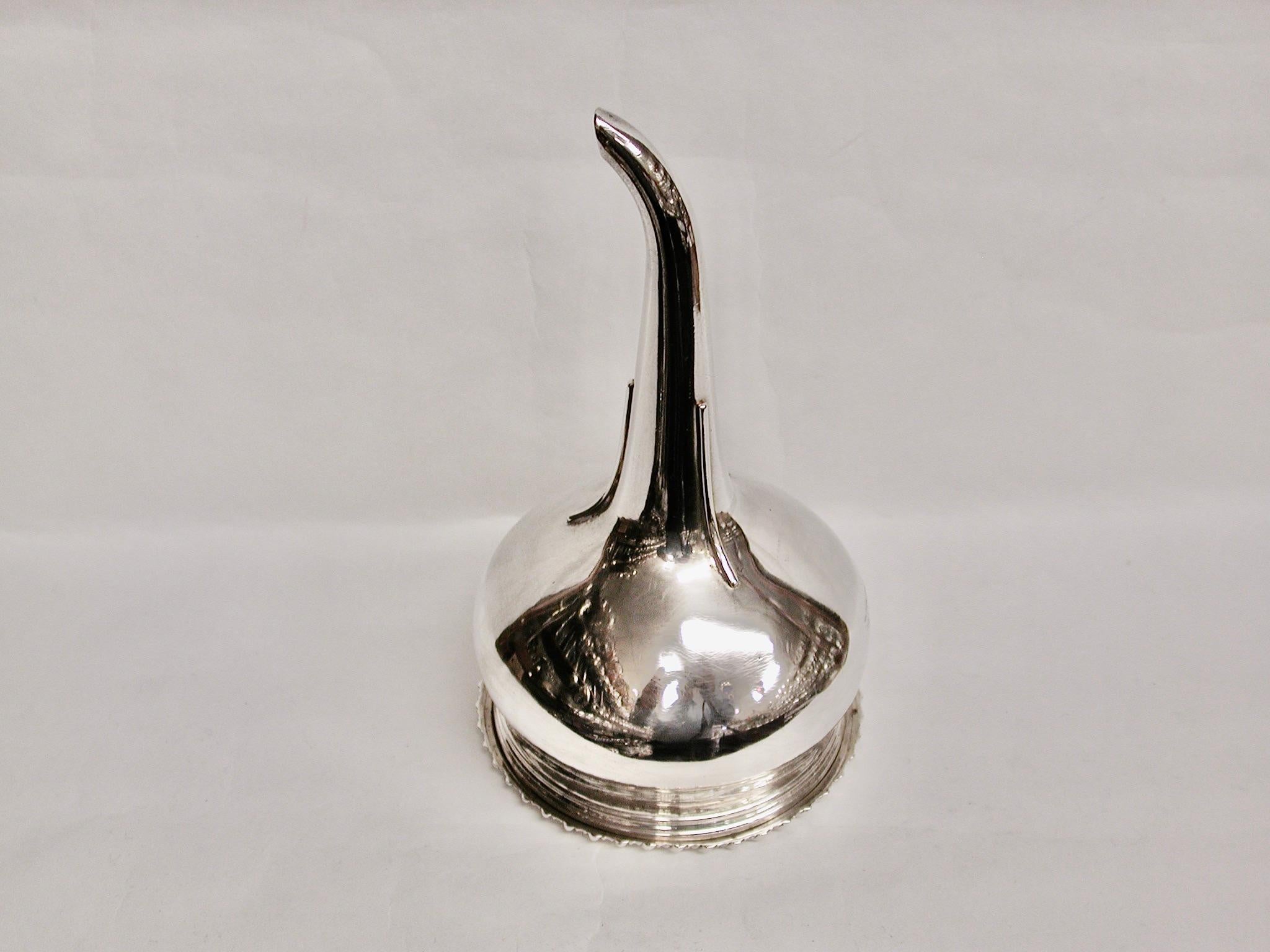 Mid-19th Century William 1V Silver Gadroon Edged Wine Funnel London 1830 By The Lias Family For Sale