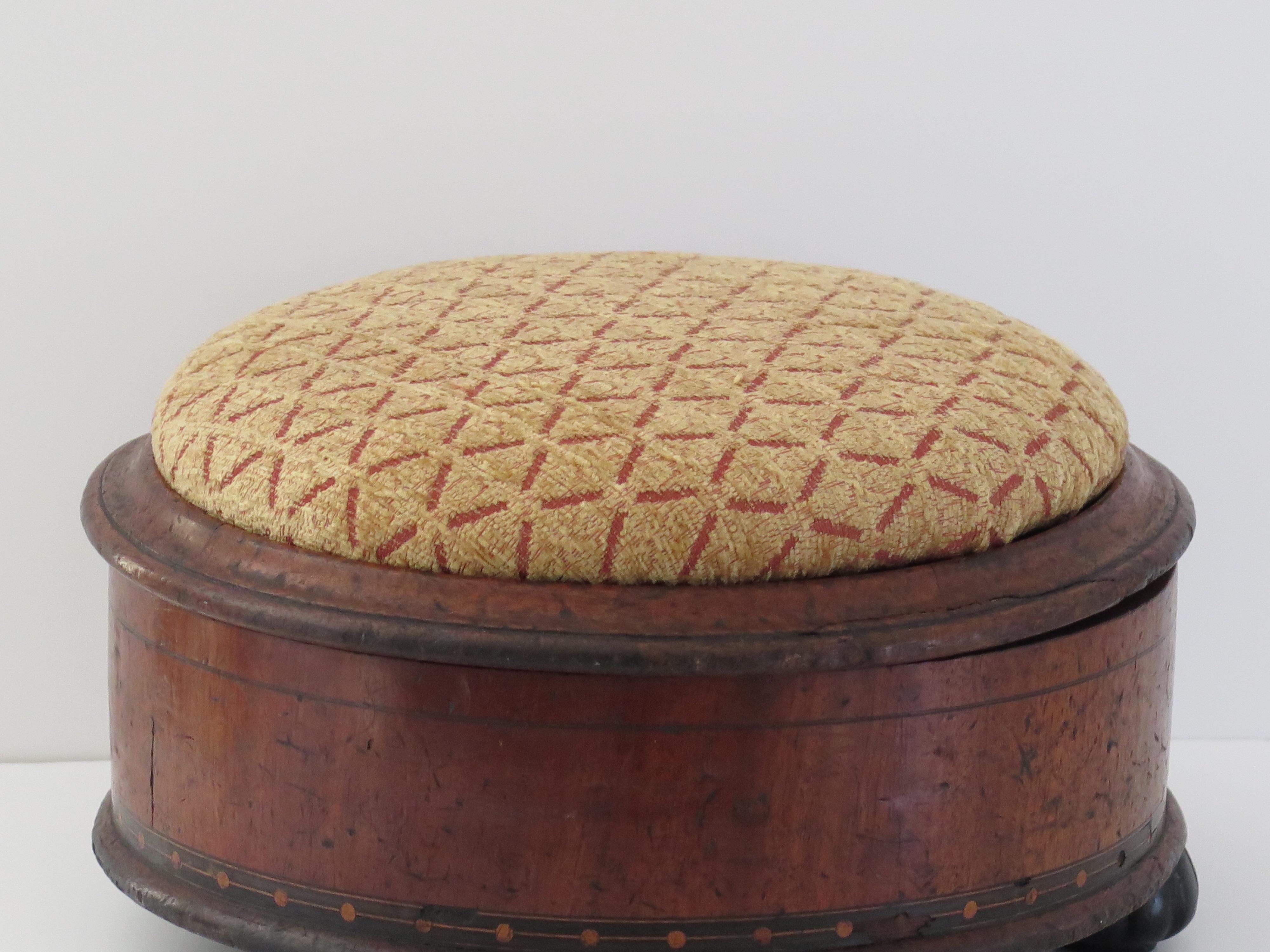 William 1Vth English circular Footstool Box Inlaid Hardwood, Circa 1830 3