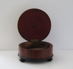 William 1Vth English circular Footstool Box Inlaid Hardwood, Circa 1830