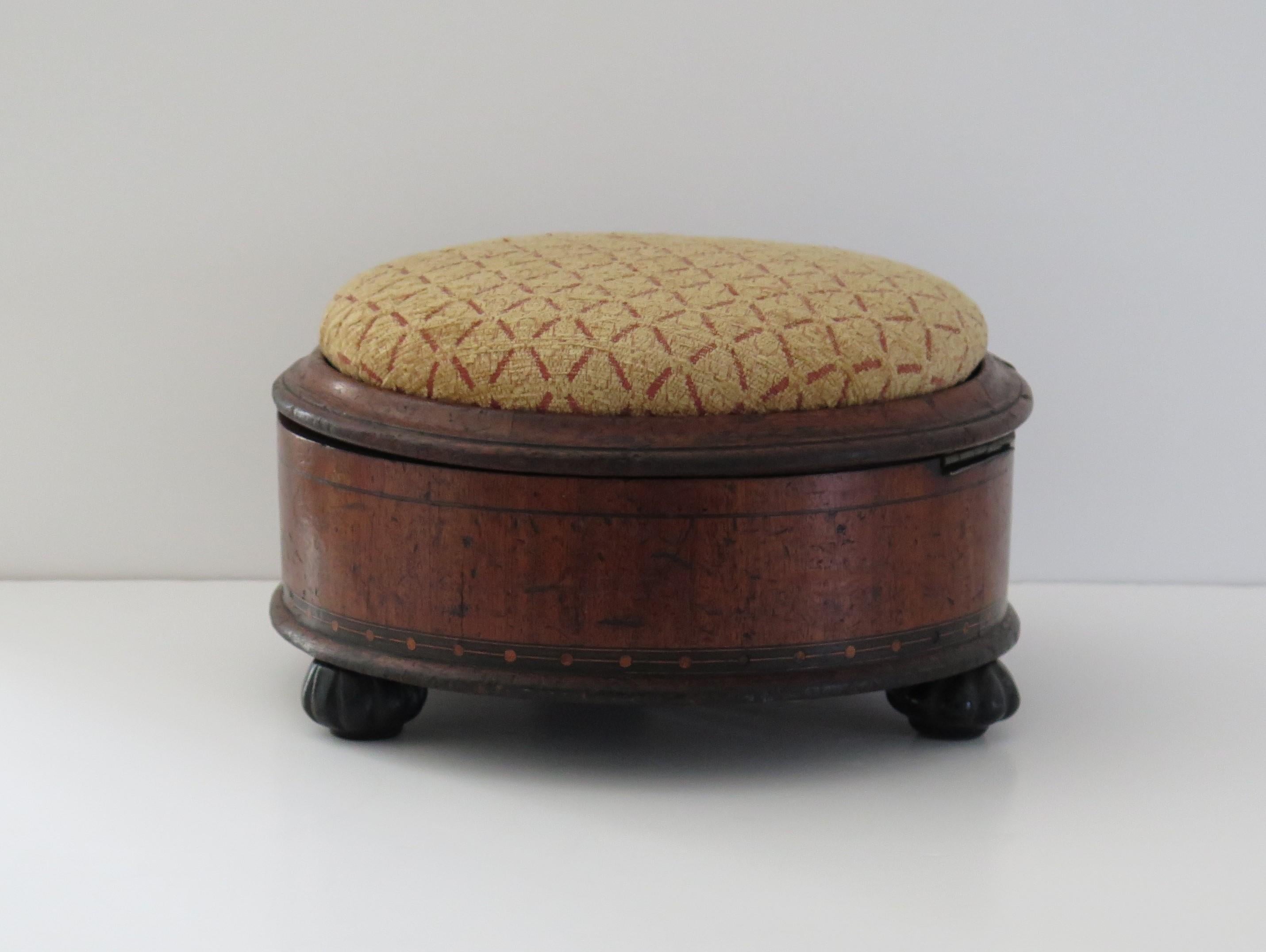 19th Century William 1Vth English circular Footstool Box Inlaid Hardwood, Circa 1830 For Sale