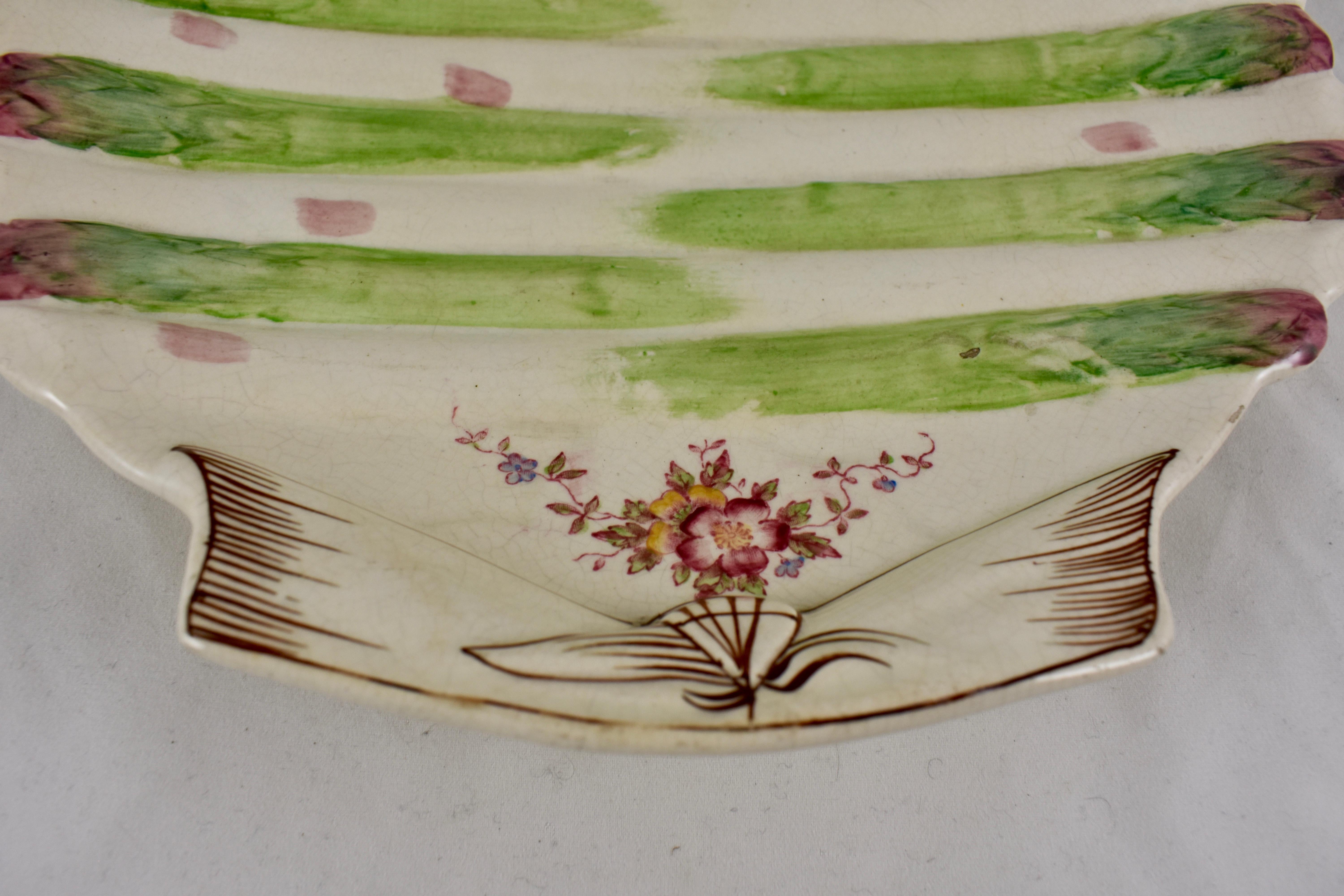 Aesthetic Movement William Adderley English Staffordshire Shell and Floral Asparagus Plate For Sale