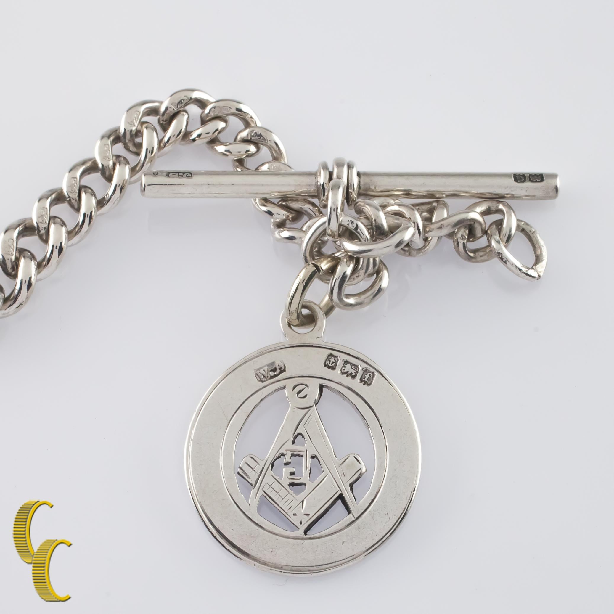 Moderne Pendentif maçonnique William Aitken en argent sterling avec chaîne à boucle graduée en vente