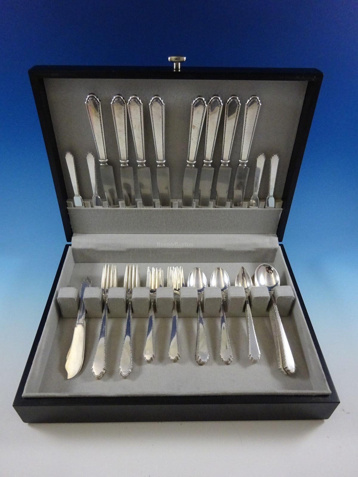 William & Mary by Lunt Sterling Silber Besteck 8 Service 56 Pieces (Sterlingsilber) im Angebot