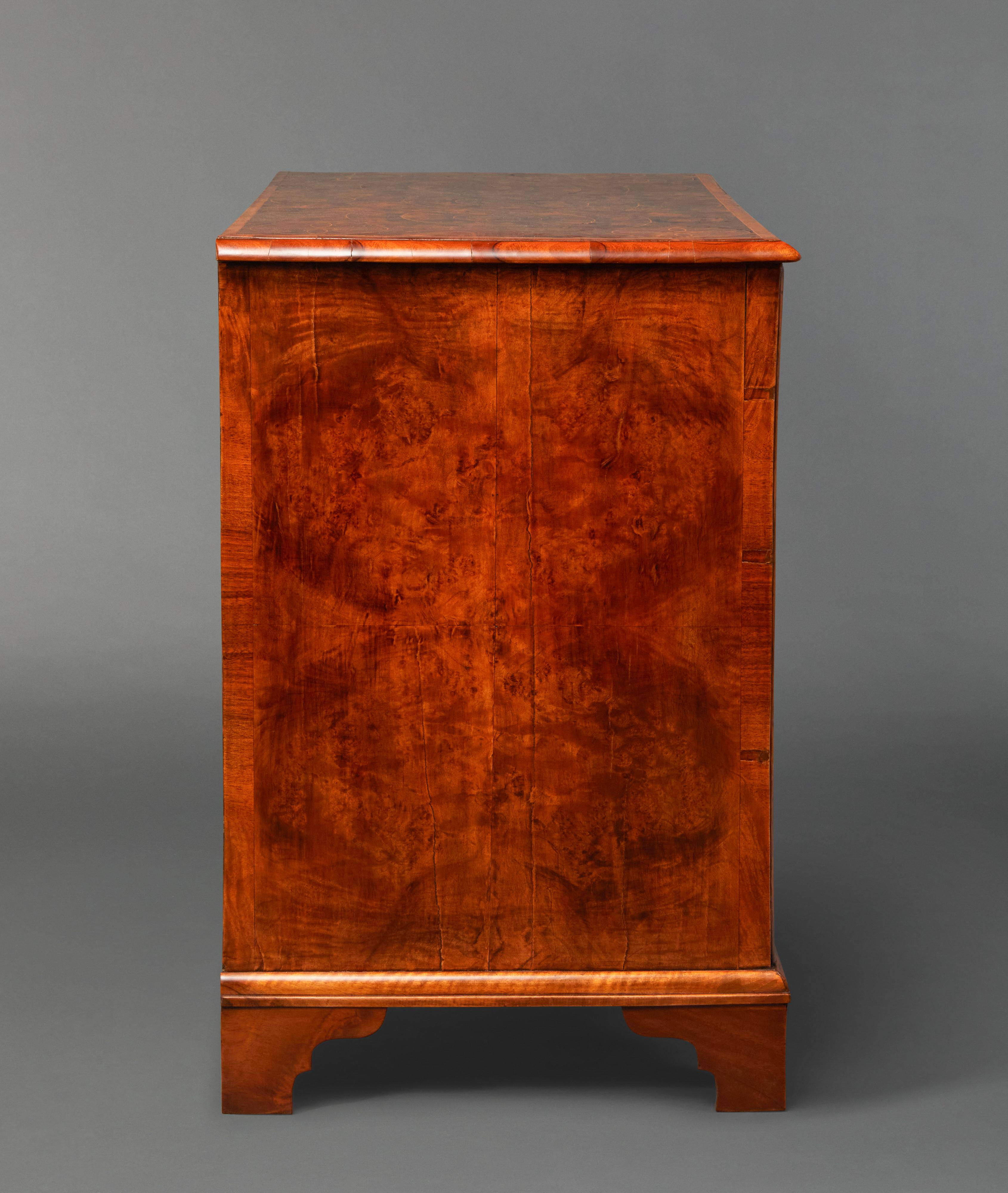 English William and Mary Inlaid Olivewood Chest of Drawers For Sale