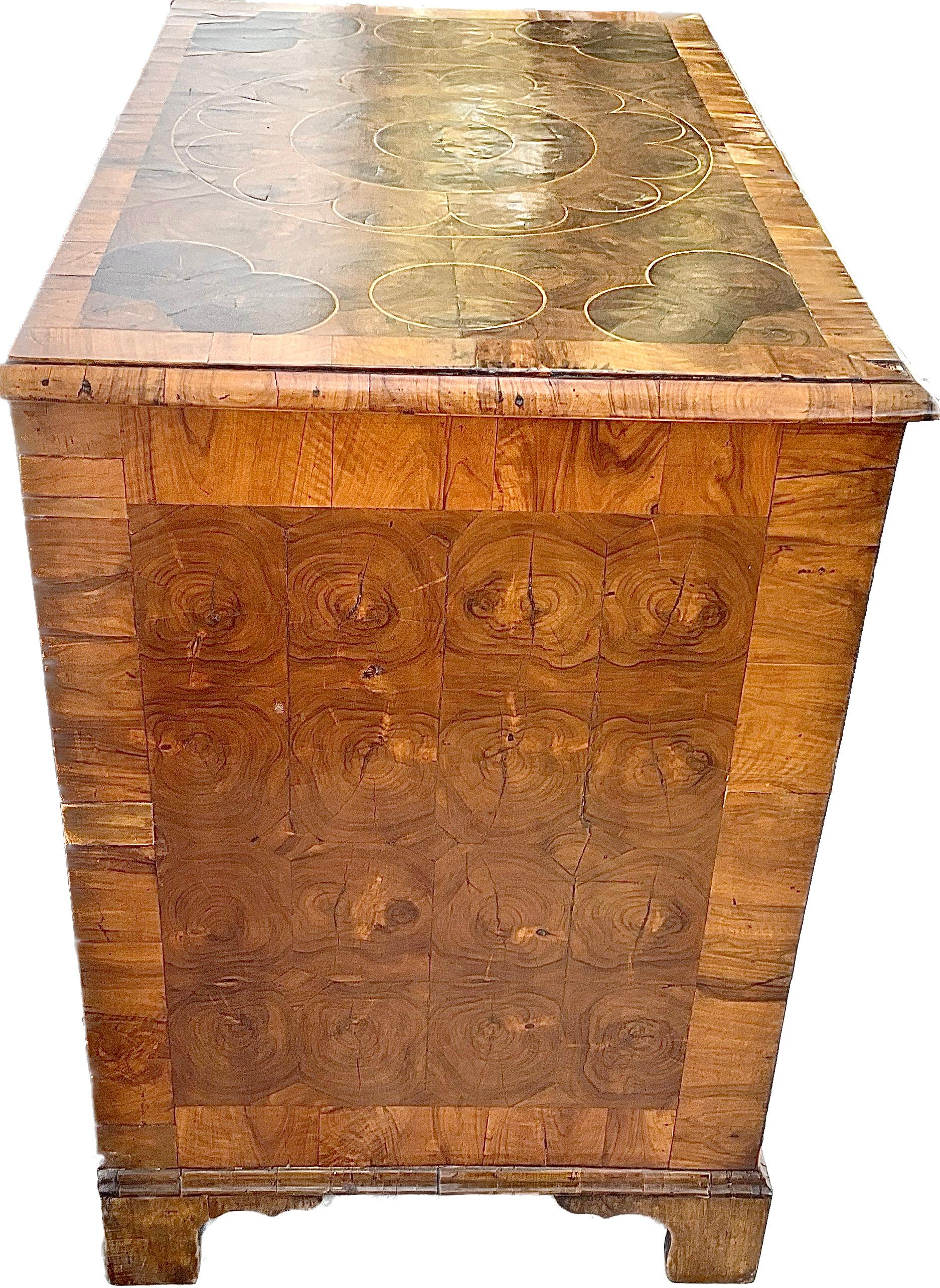 William And Mary Inlaid Oyster Veneered Chest In Good Condition In Bradenton, FL
