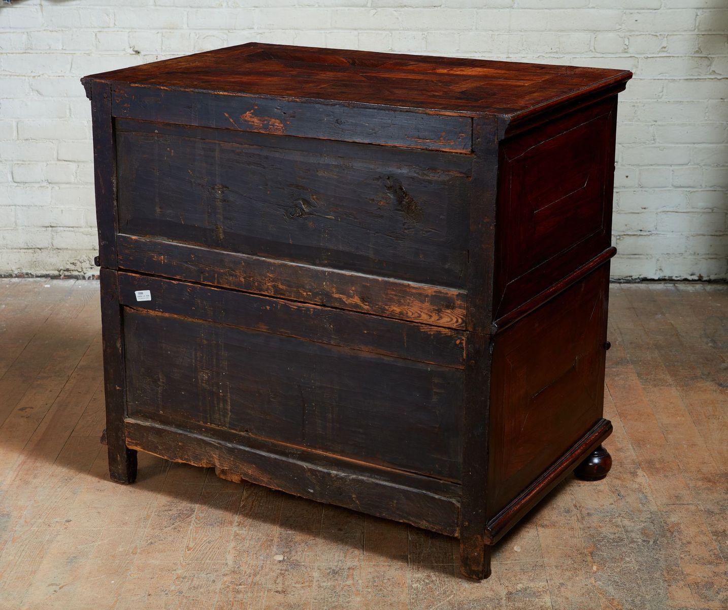 17th Century William and Mary Kingwood Chest