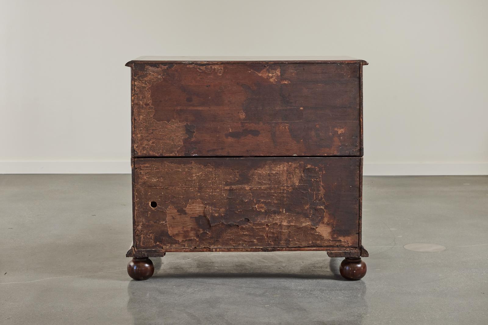 William and Mary Late 17th Century English Oyster Veneer Chest 6