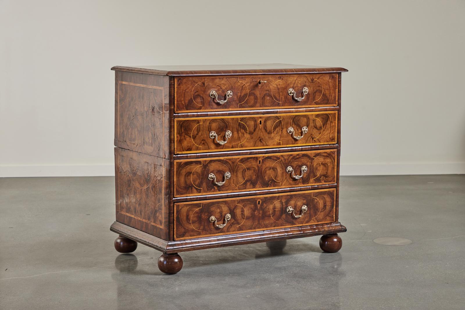 William and Mary Late 17th Century English Oyster Veneer Chest 2