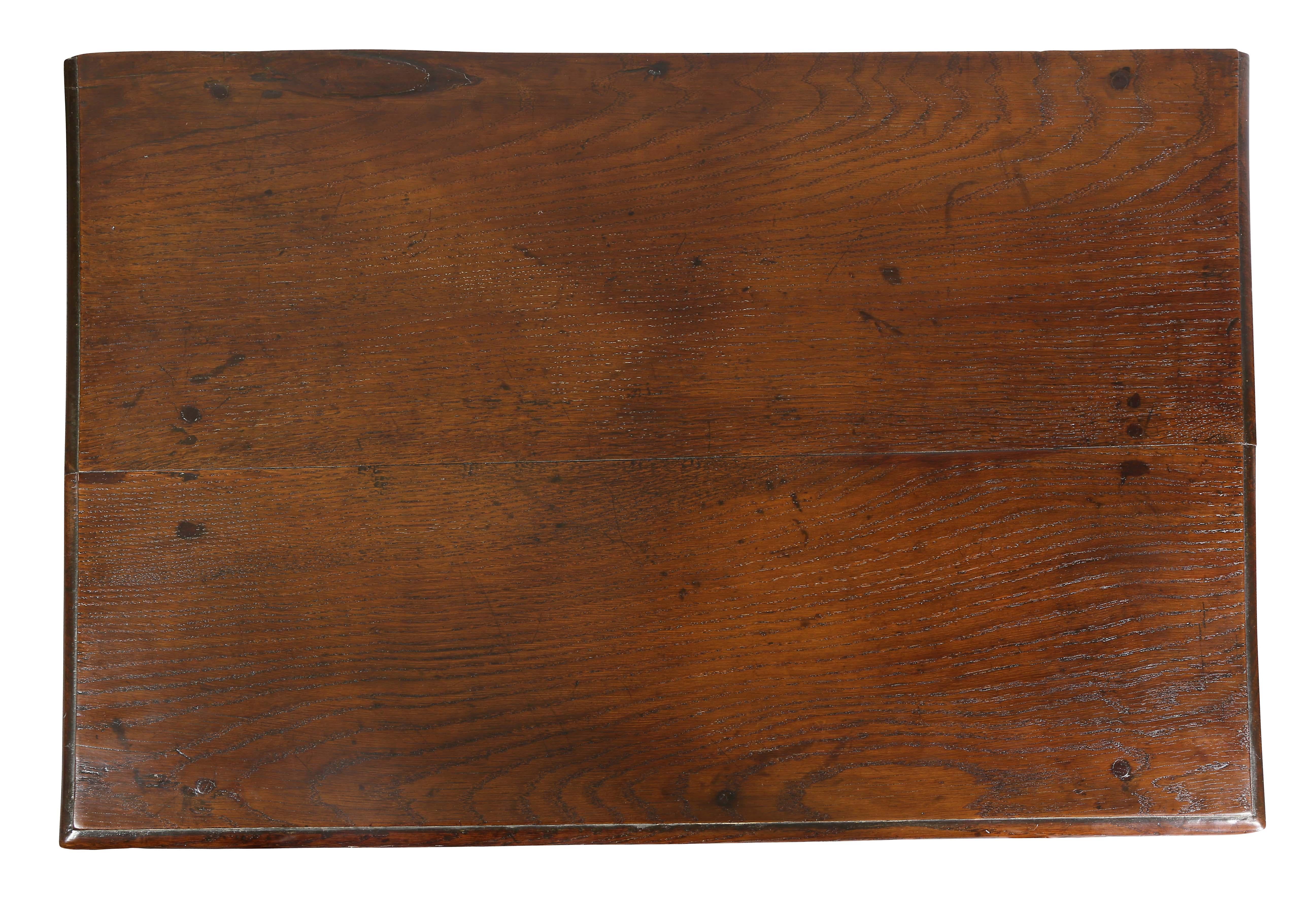English William and Mary Oak Tavern Table