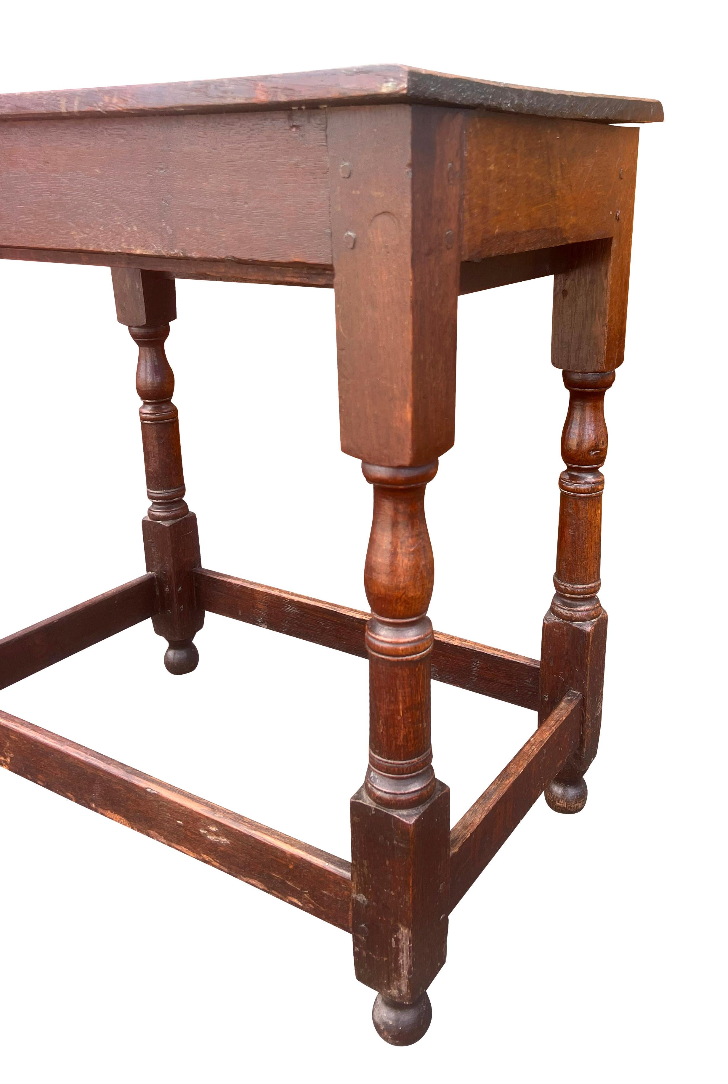 Table de taverne en Oak Oak William & Mary en vente 1