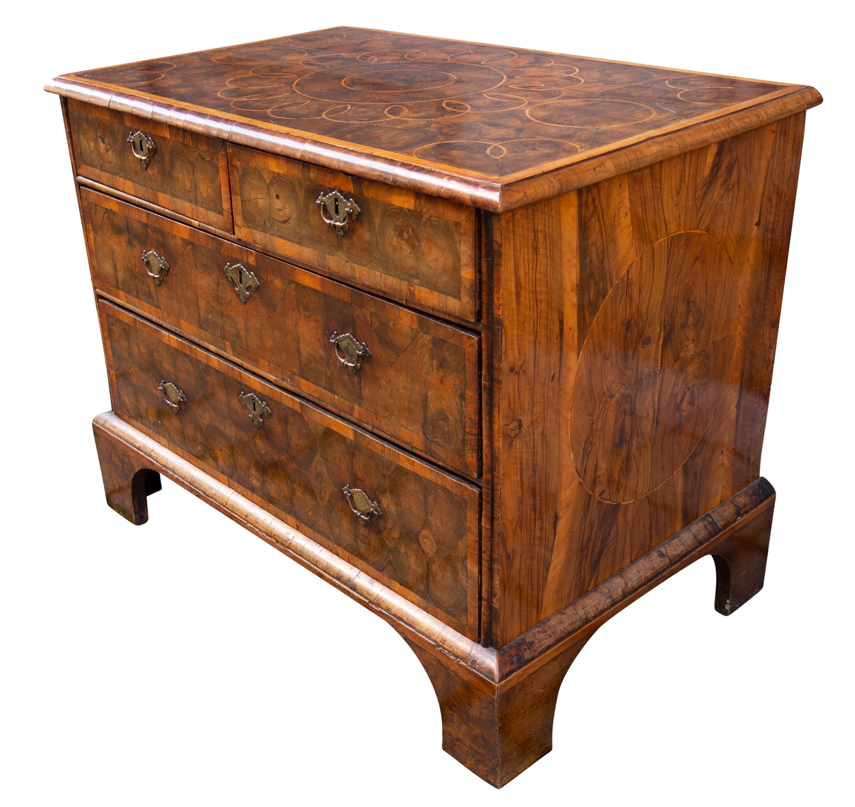 William and Mary Oyster Veneer Chest of Drawers 4