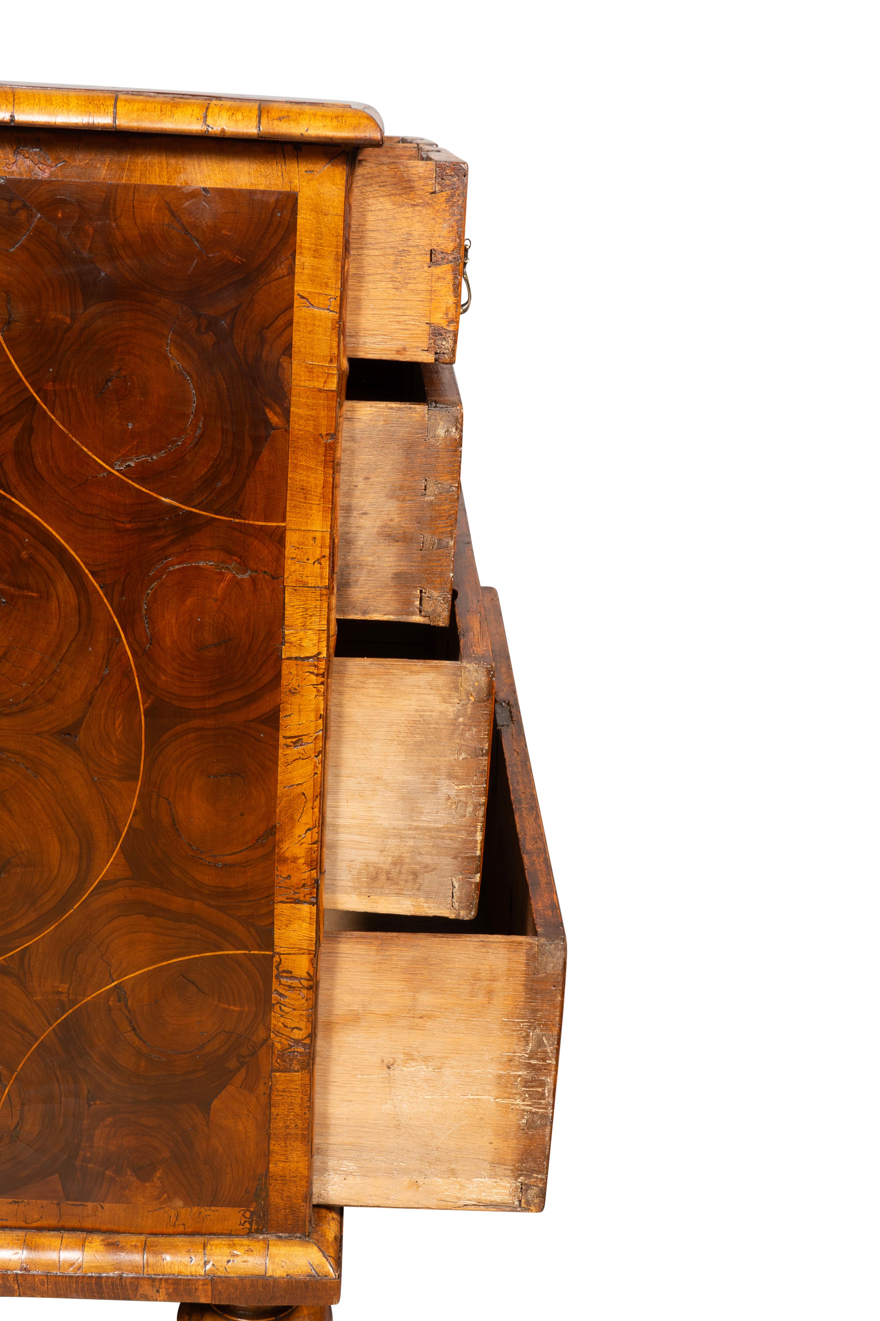 William And Mary Oyster Veneer Chest Of Drawers 12