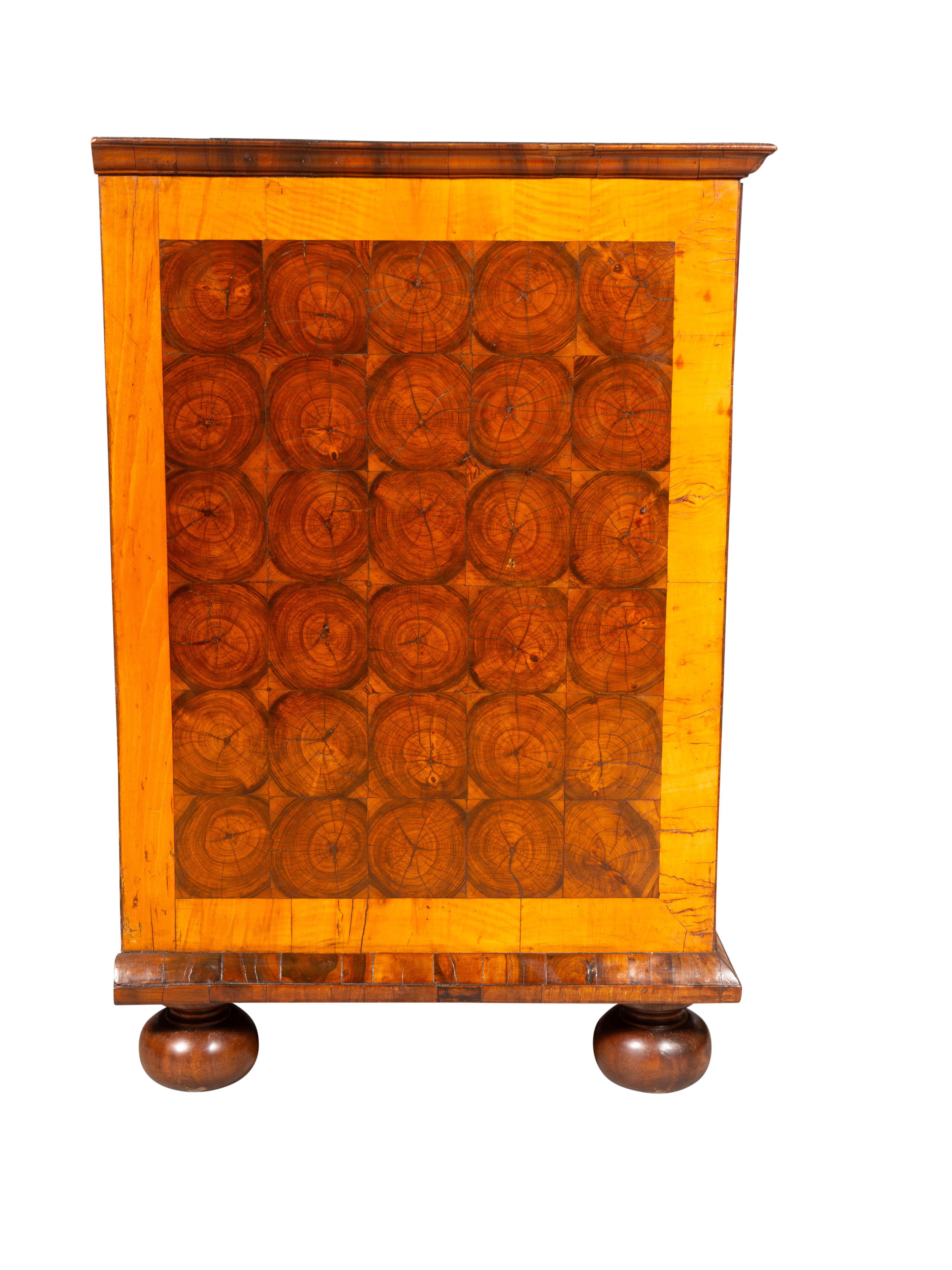 English William and Mary Oyster Veneer Chest of Drawers