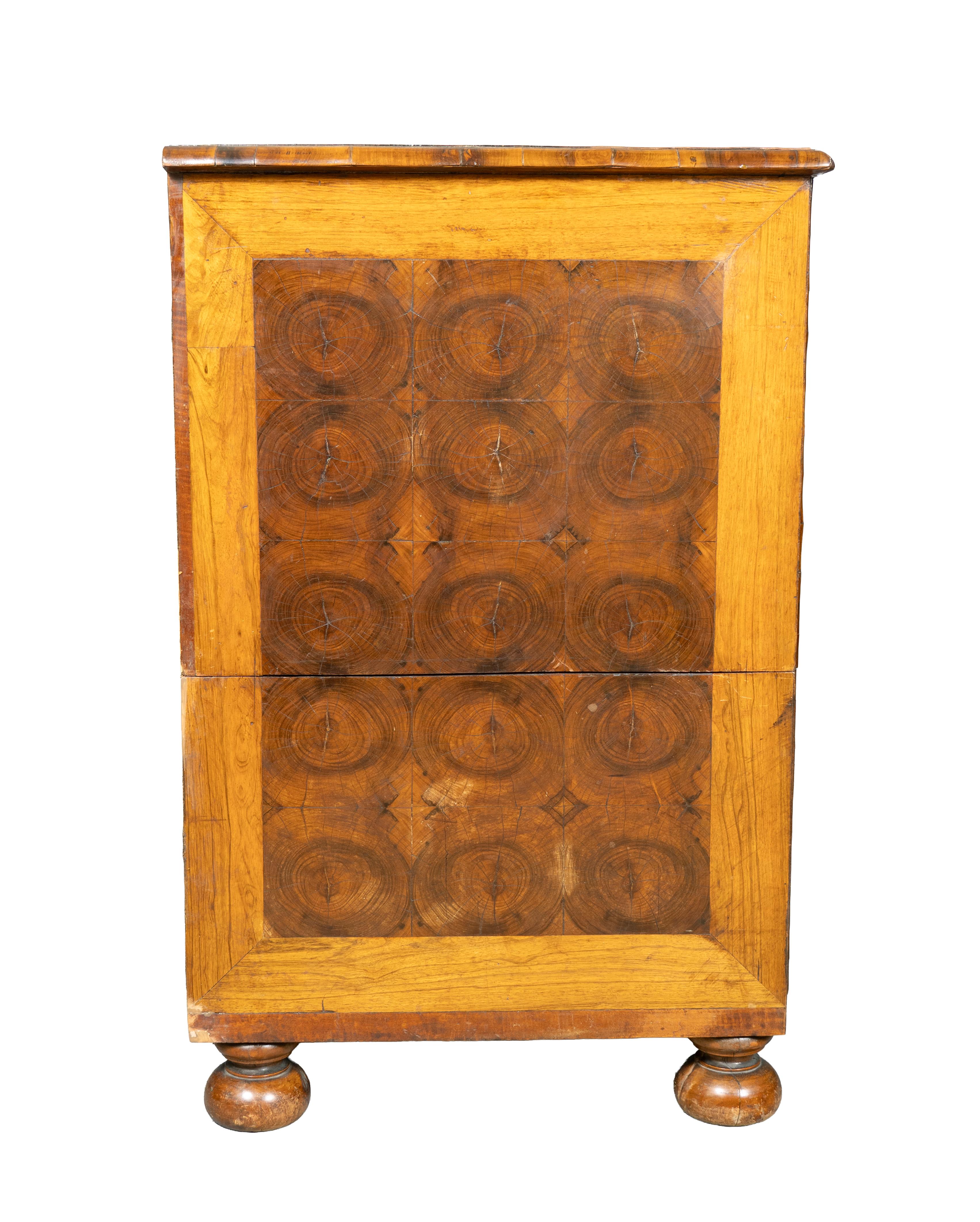 English William And Mary Oyster Veneer Chest Of Drawers For Sale