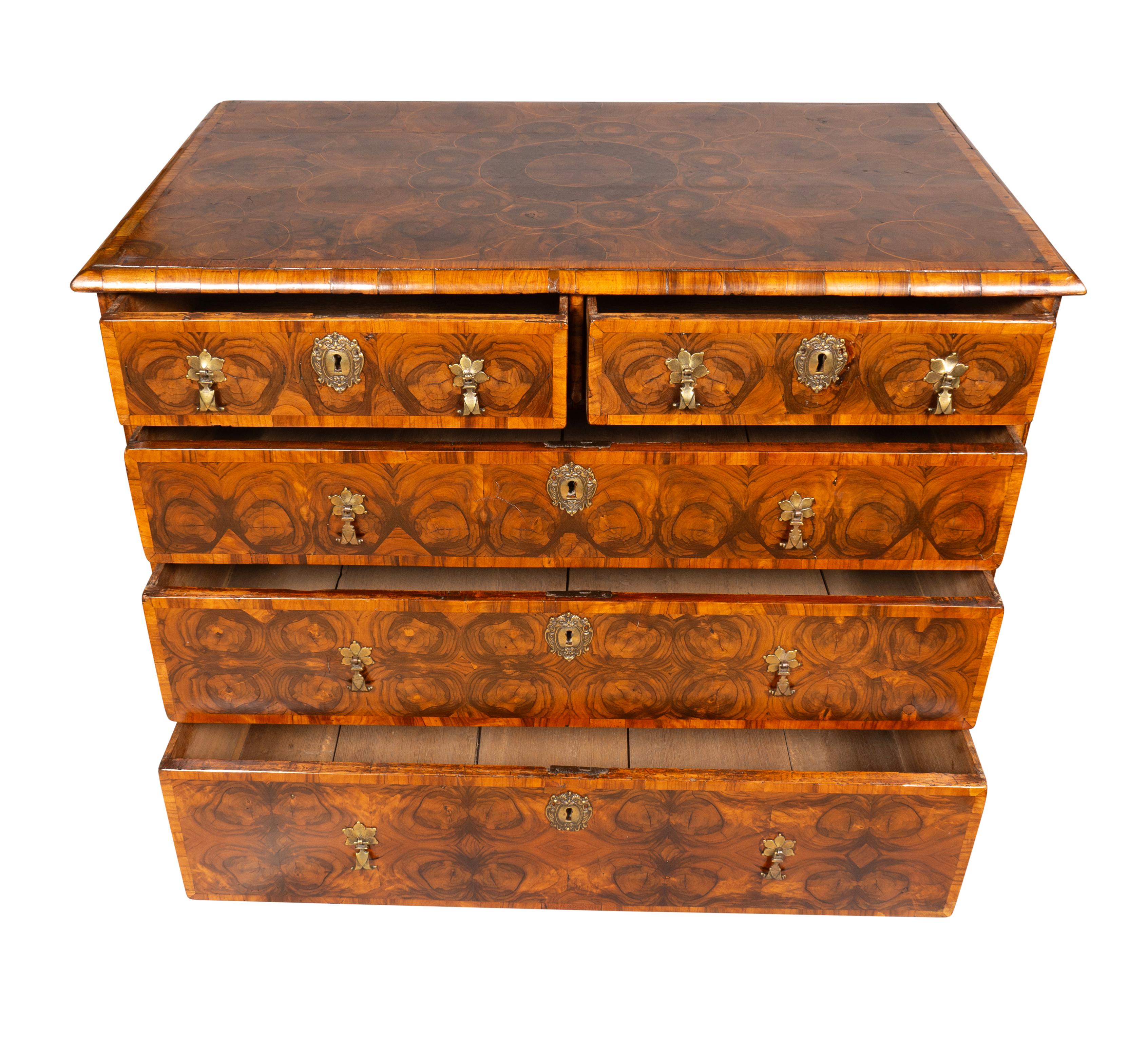 Kingwood William And Mary Oyster Veneer Chest Of Drawers