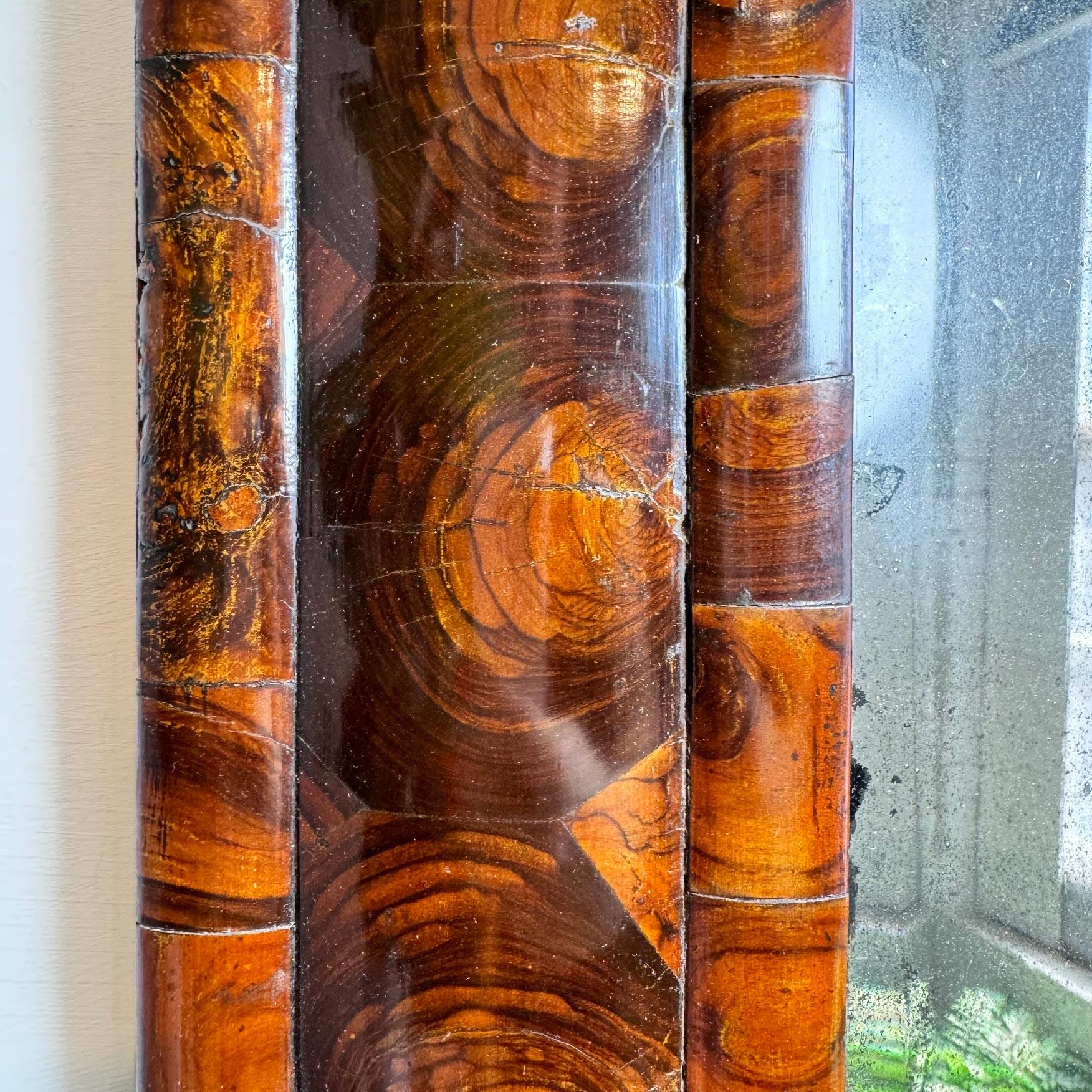 Anglais William & Mary Miroir à coussin en bois d'olivier plaqué d'huîtres en vente