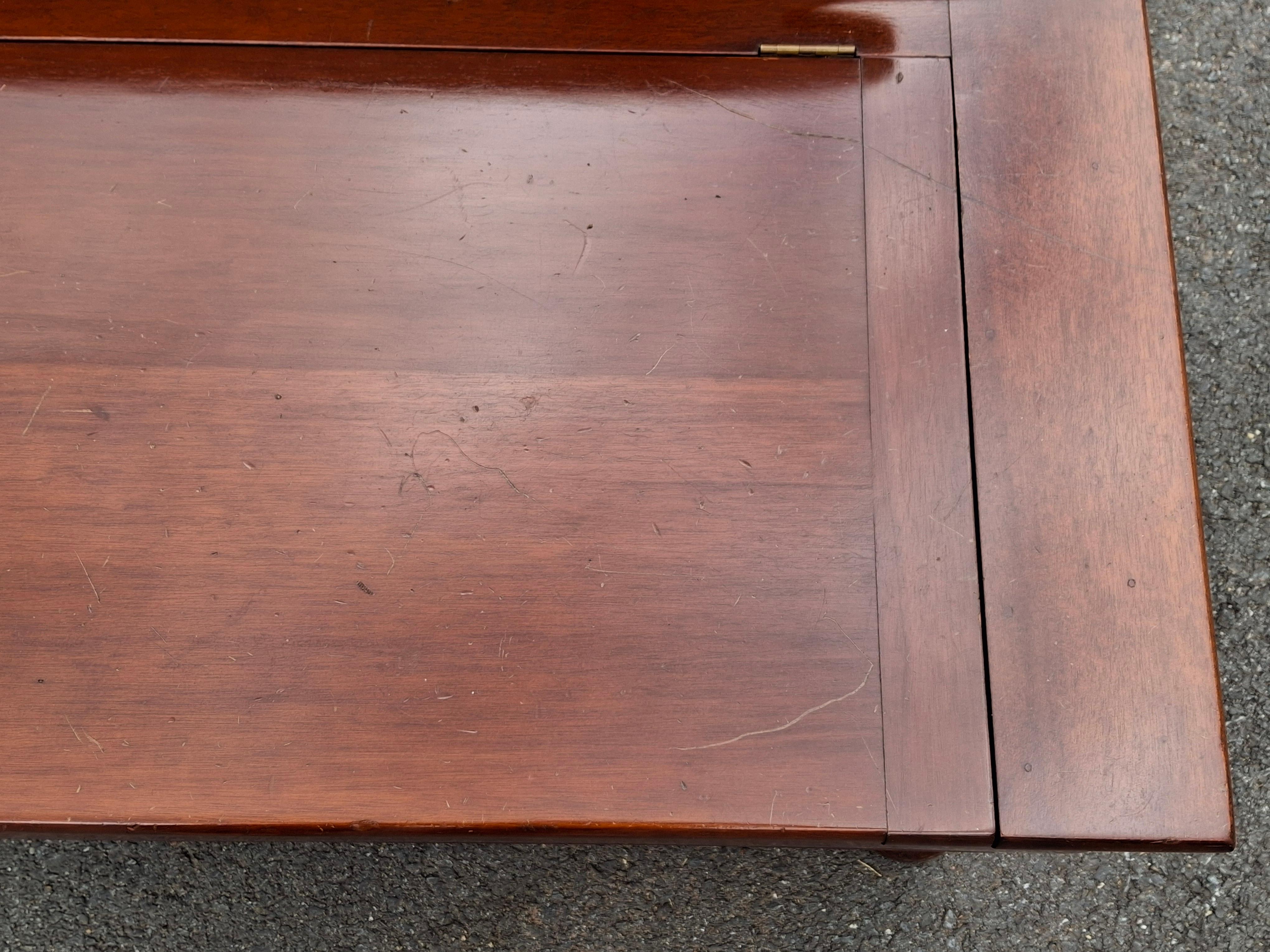 Cassapanca e panca per coperte in mogano in stile William & Mary in vendita 3