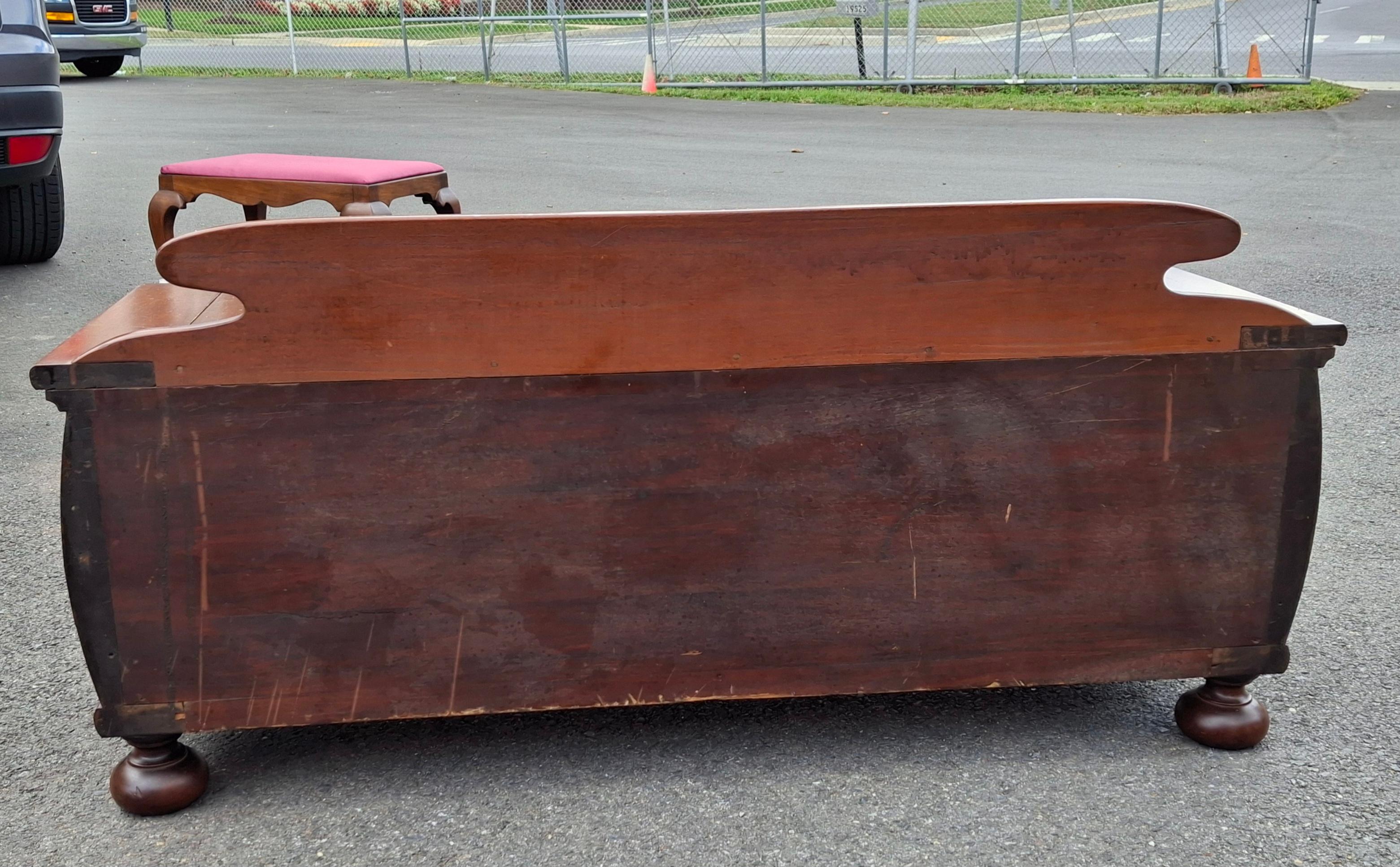 Cassapanca e panca per coperte in mogano in stile William & Mary in vendita 5