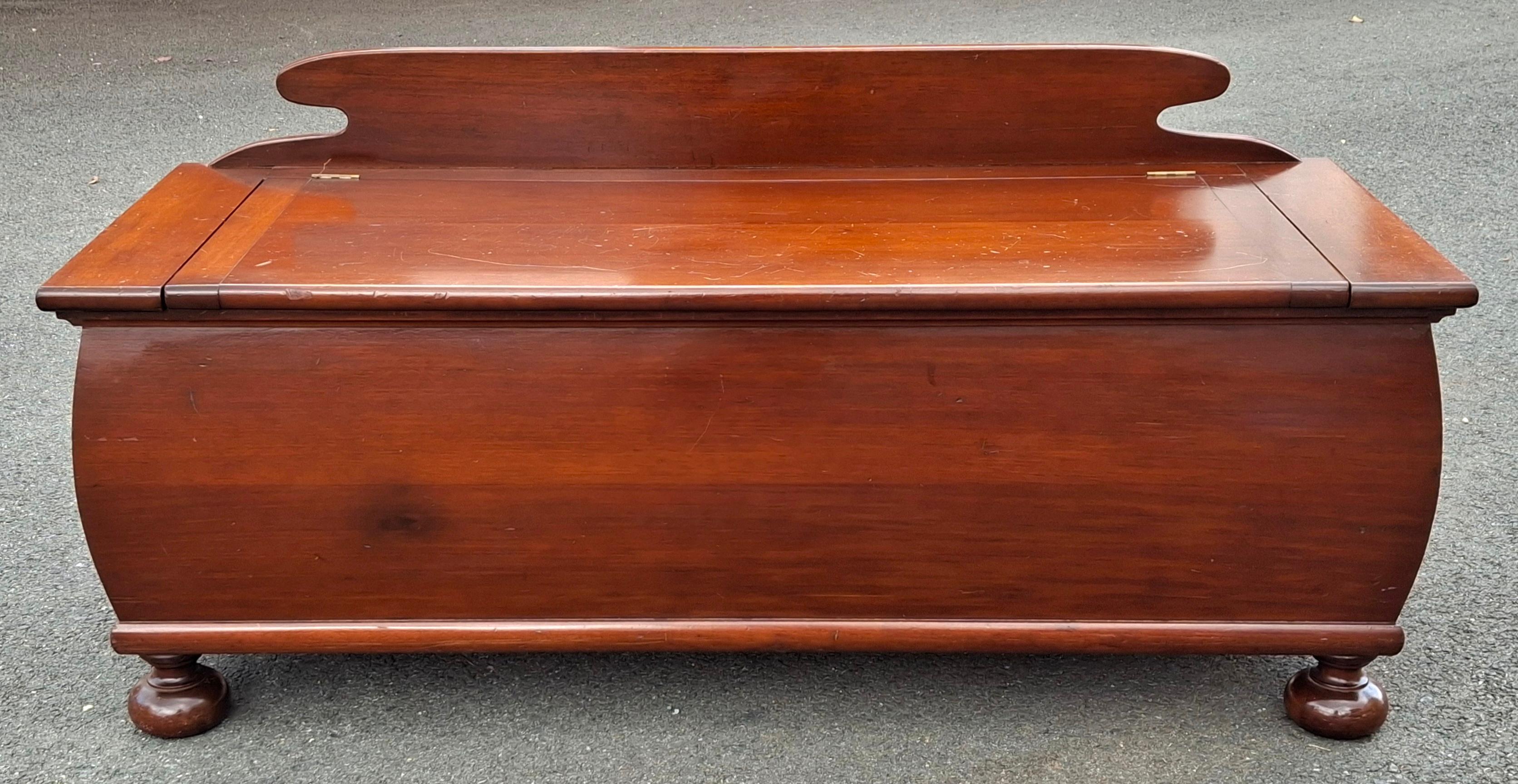 William and Mary Cassapanca e panca per coperte in mogano in stile William & Mary in vendita