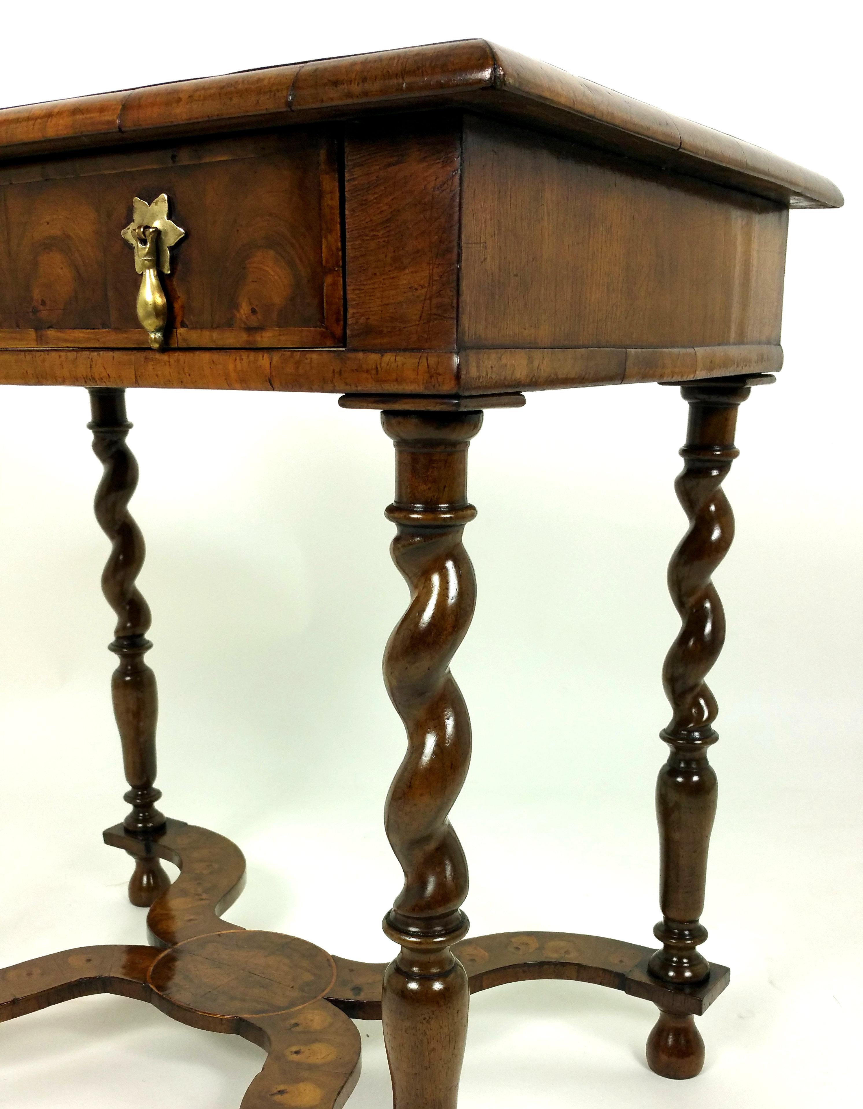William and Mary Style Oyster Laburnum Side Table In Good Condition In London, west Sussex