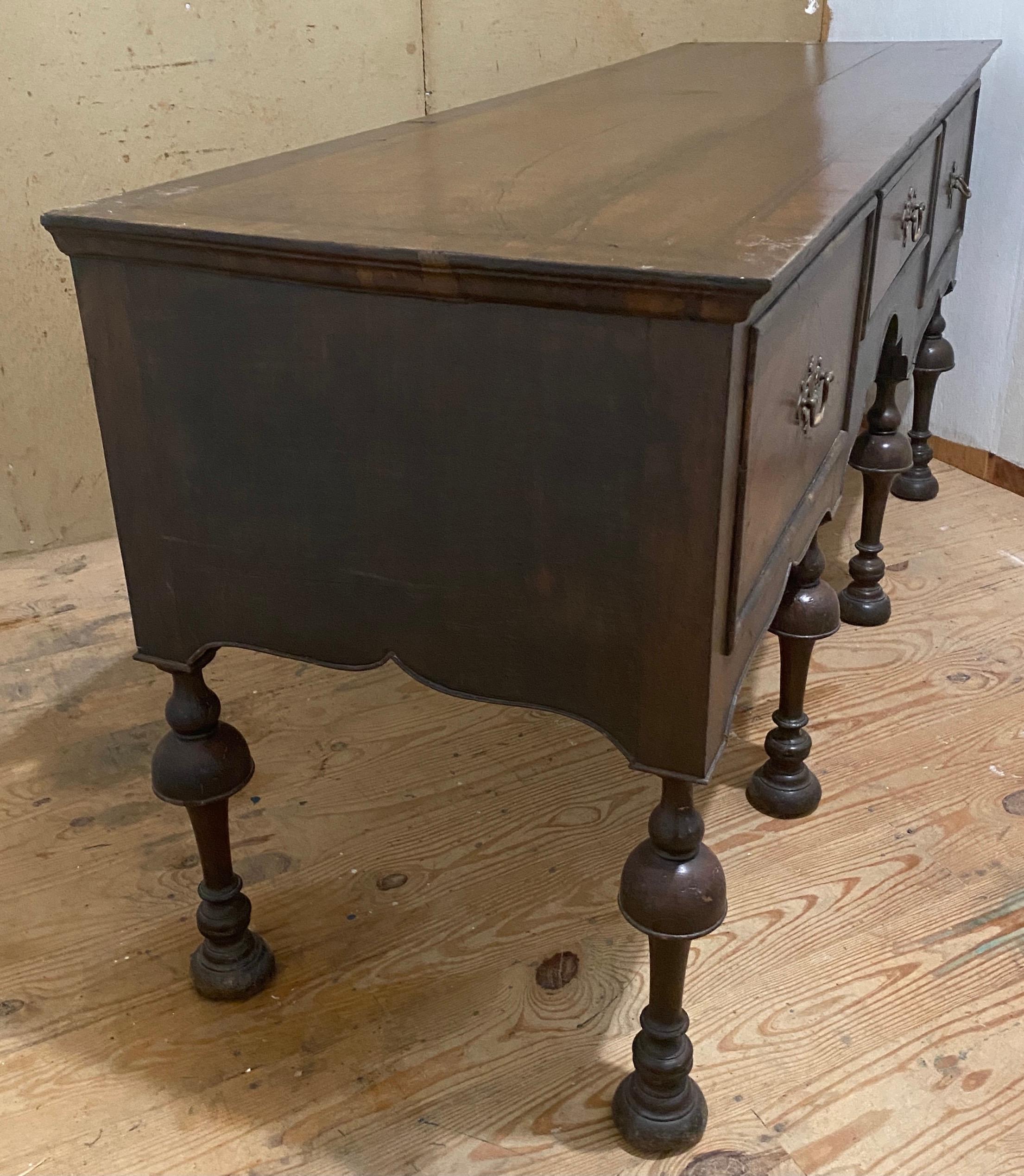 William and Mary Style Sideboard In Good Condition For Sale In Sheffield, MA