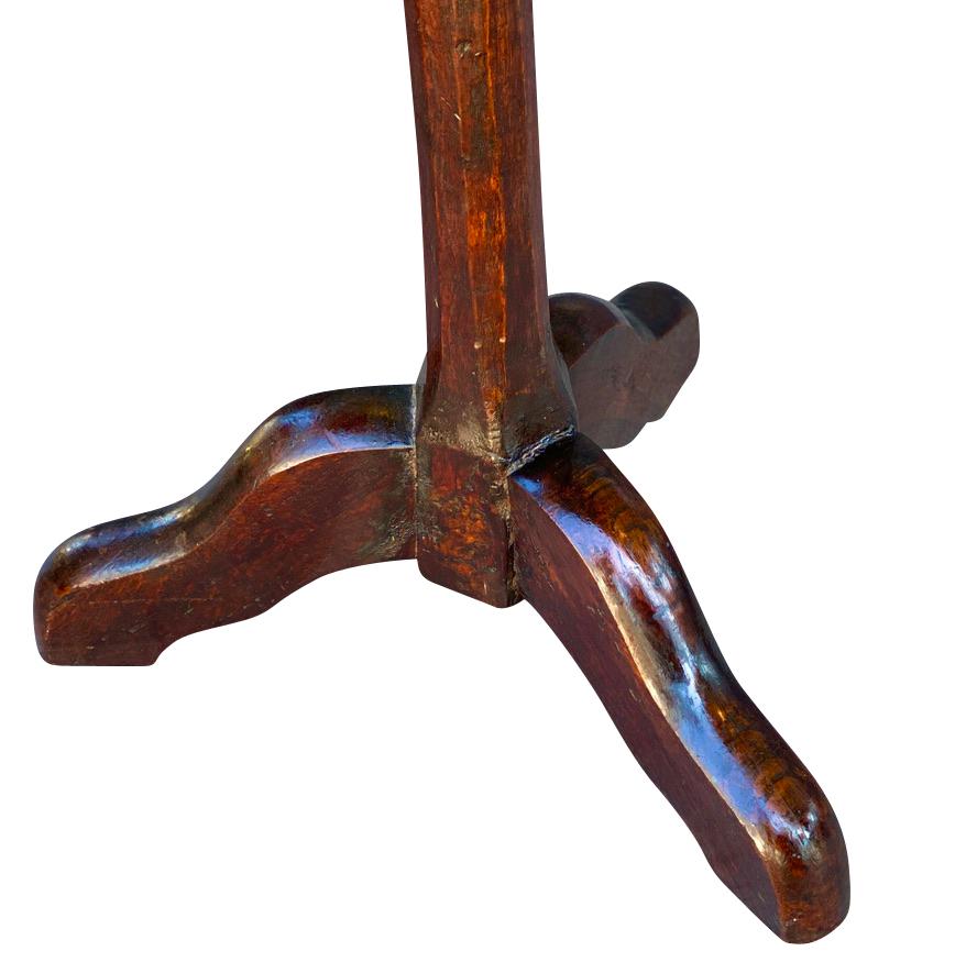 Early 18th Century William and Mary Walnut and Oak Candle Stand For Sale