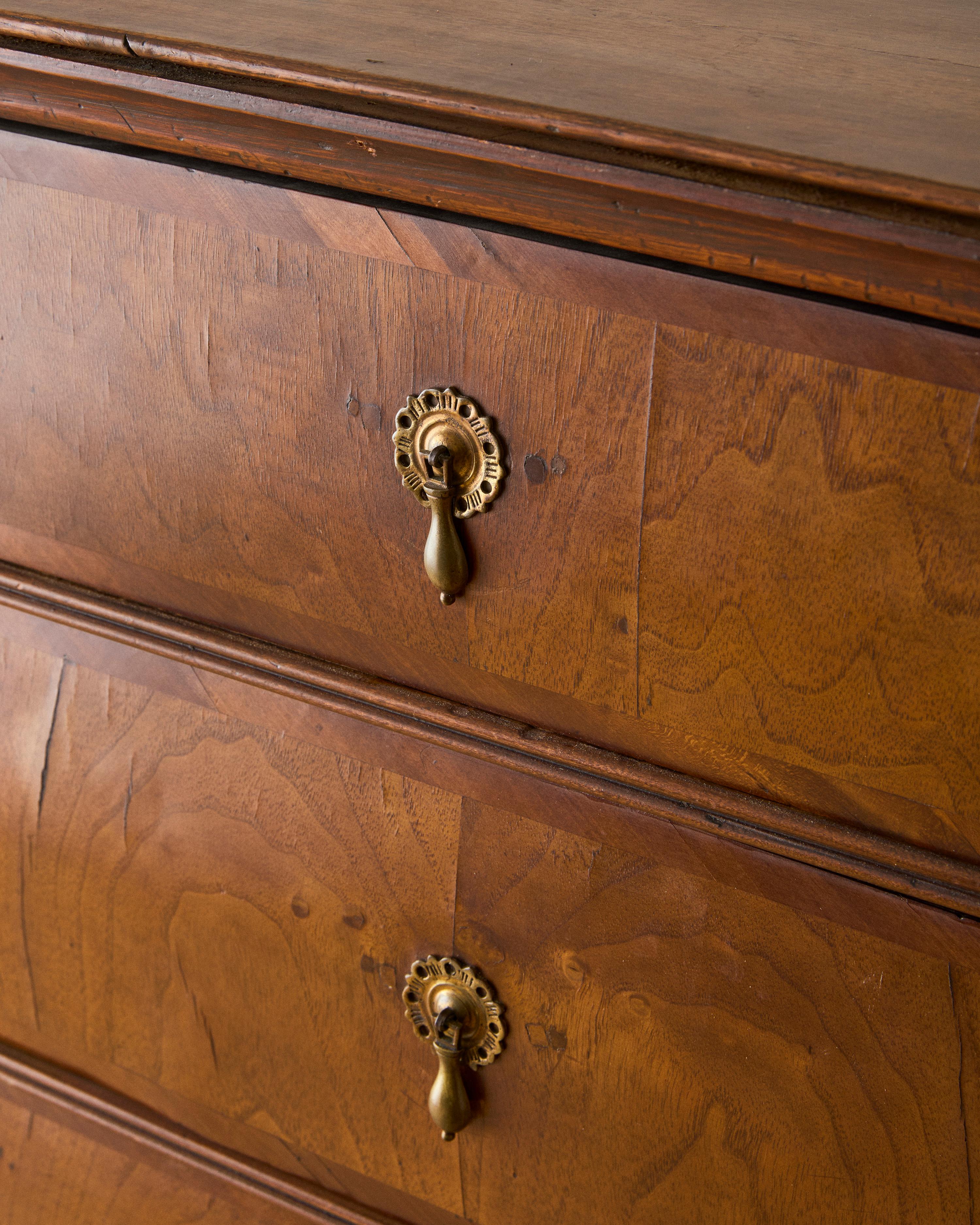 Neoclassical William and Mary Walnut Chest with teardrop feet