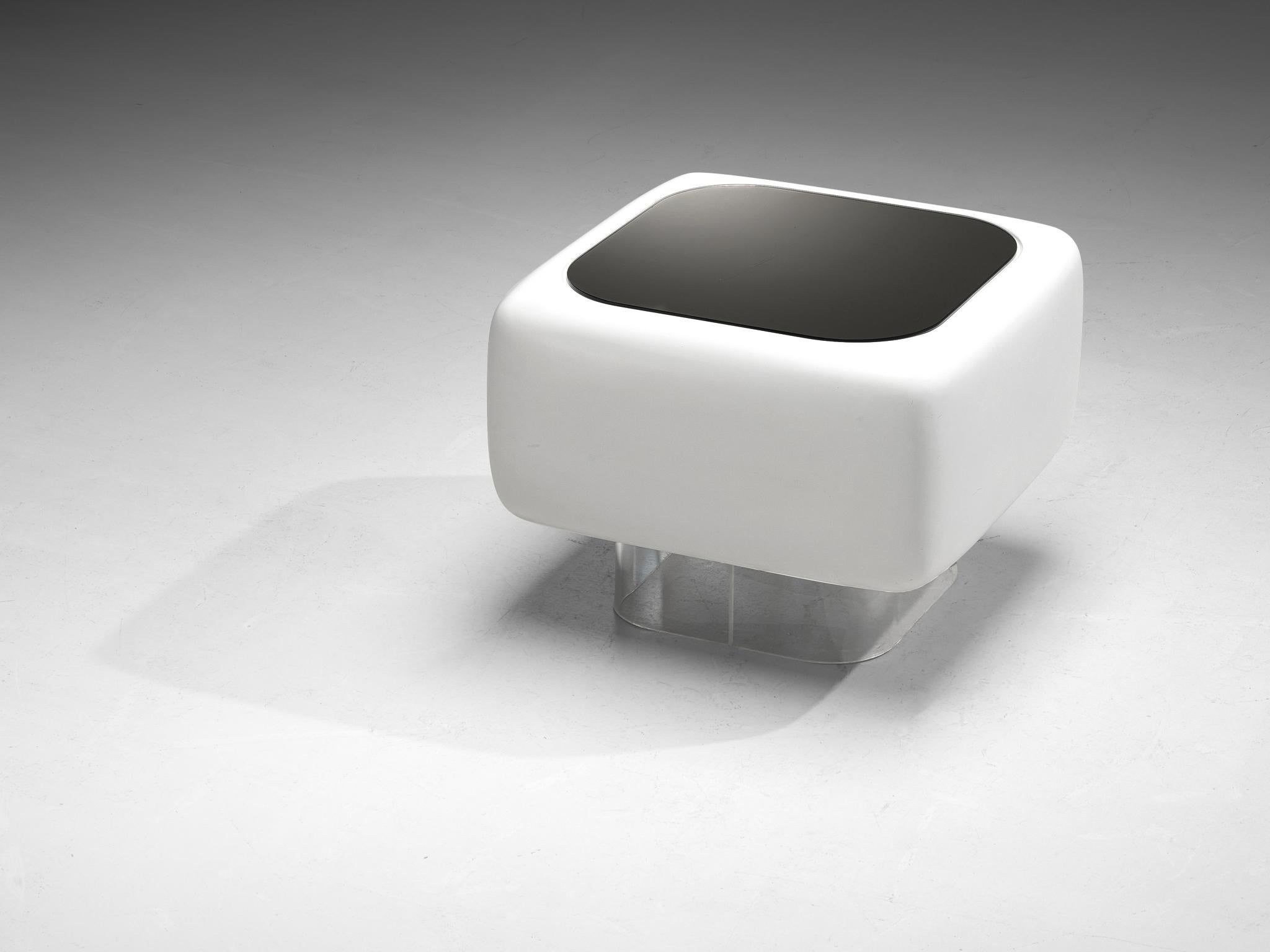 William Andrus für Steelcase, Couchtisch aus Glasfaser und Plexiglasspiegel (amerikanisch) im Angebot