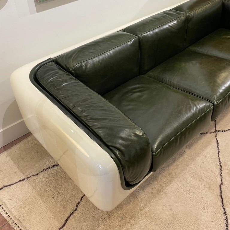 William Andrus for Steelcase Floating Sofa In Good Condition For Sale In Toronto, ON