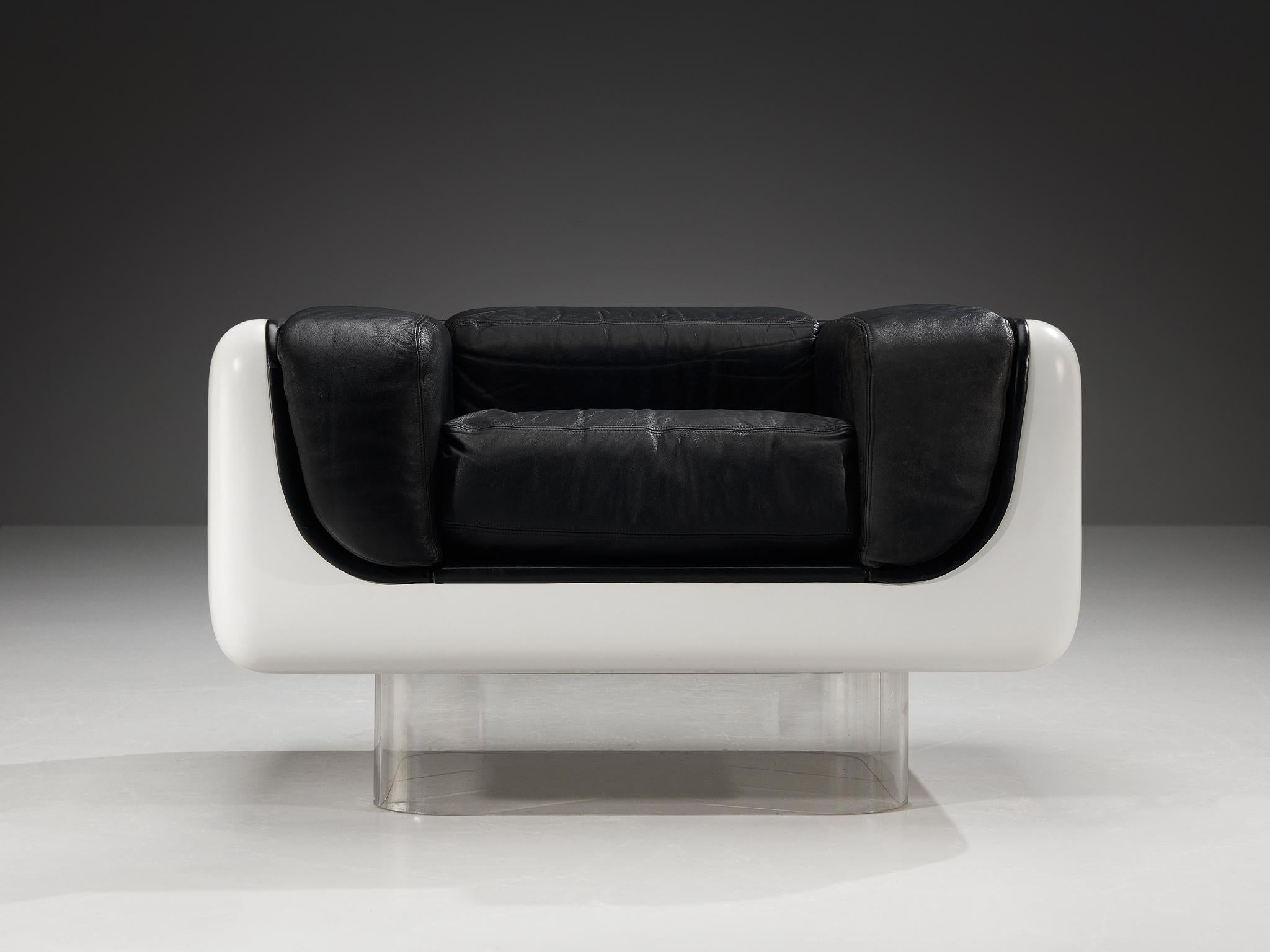 Post-Modern William Andrus for Steelcase Lounge Chair in Fiberglass and Leather  For Sale