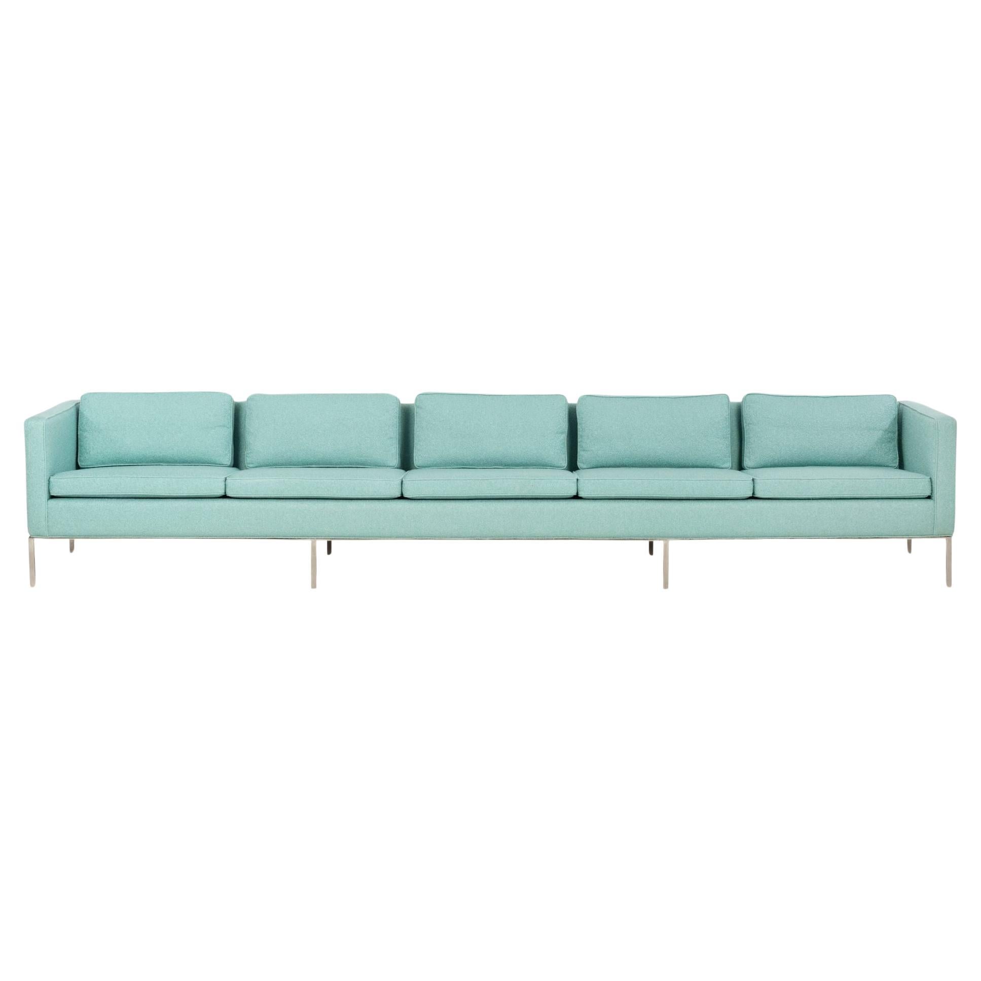 William Armbruster, maßgefertigtes monumentales fünfsitziges Sofa mit fünf Sitzen für Chase Manhattan im Angebot