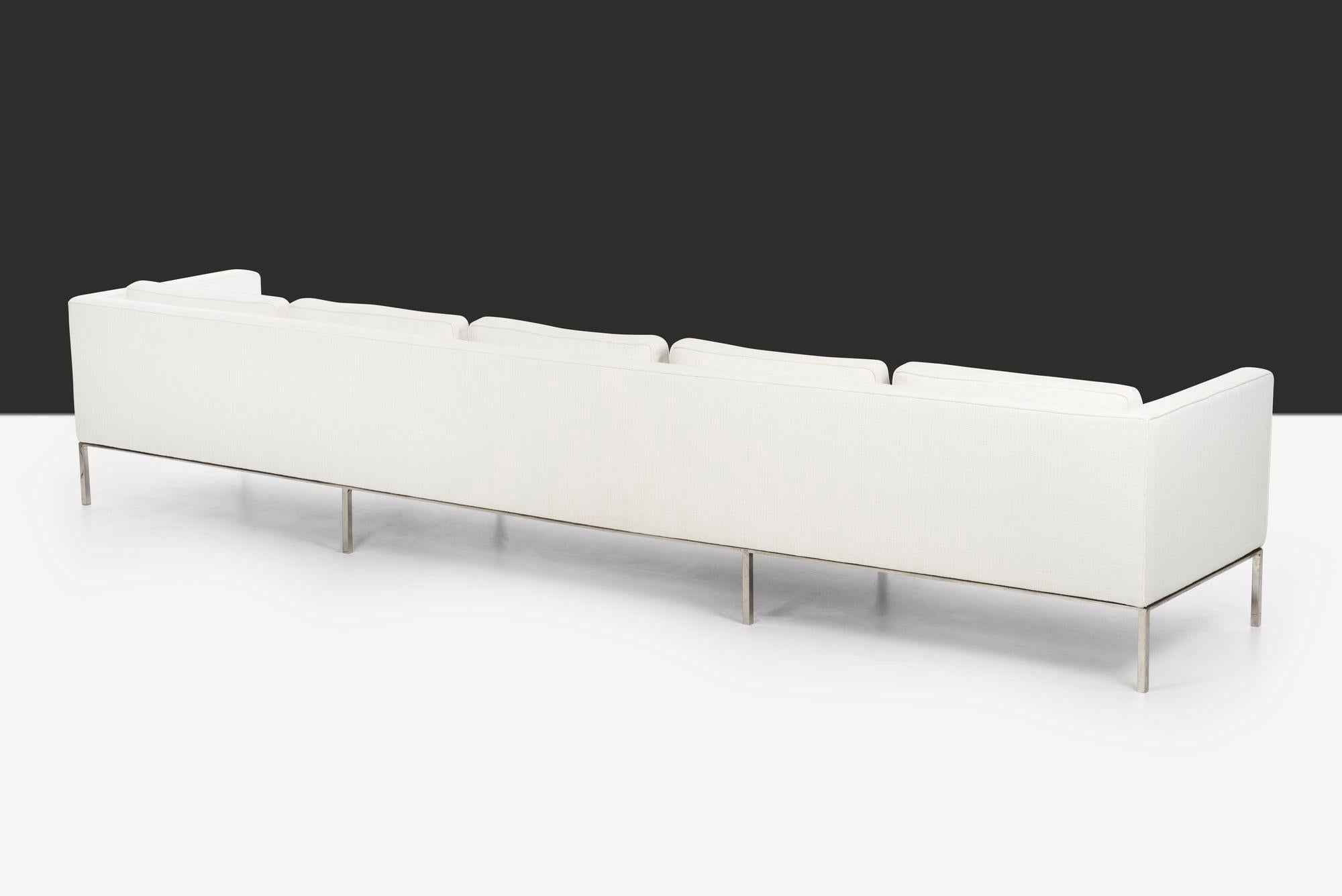 William Armbruster Monumentales fünfsitziges Sofa mit fünf Sitzen für Chase Manhattan Executive Offic im Angebot 3