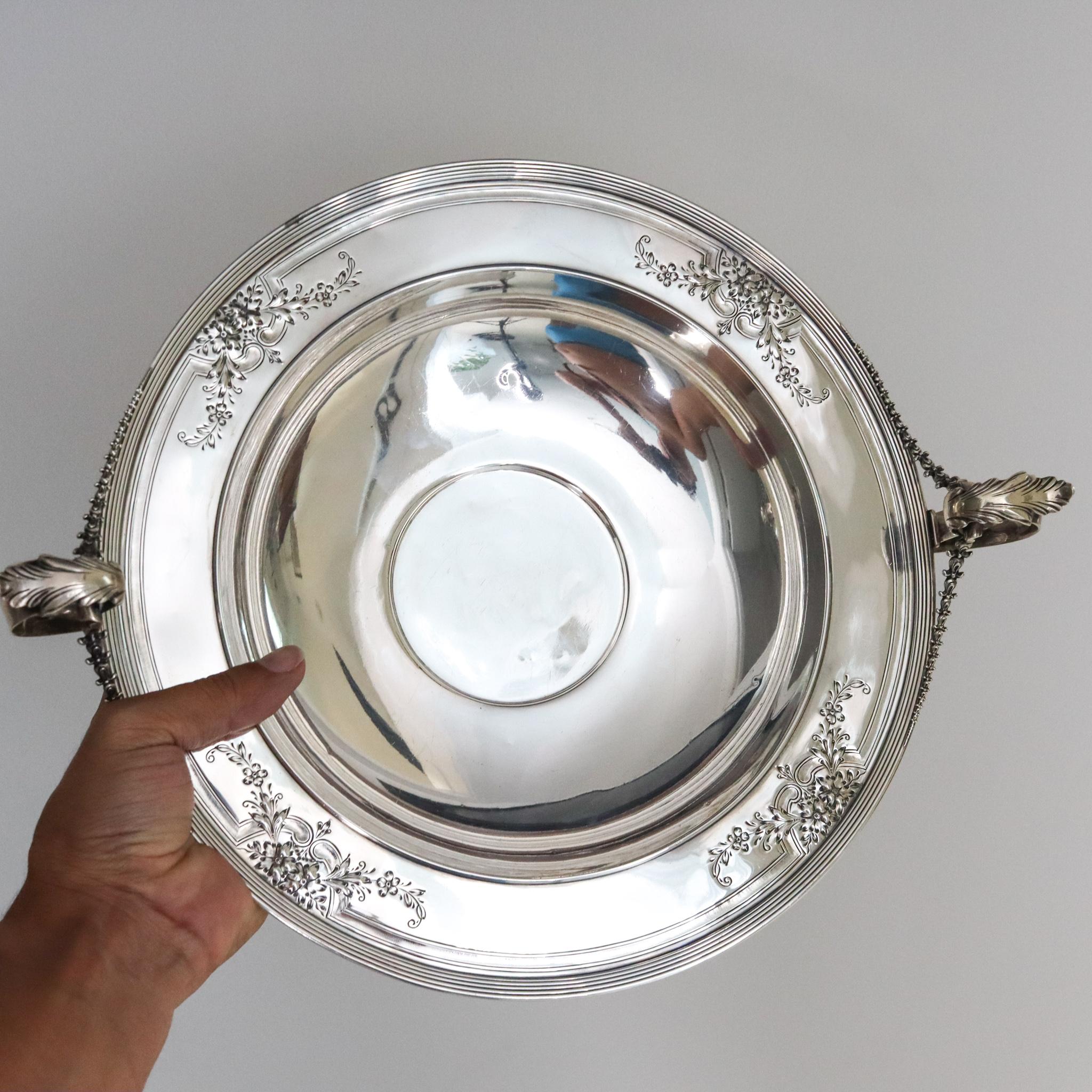 An impressive center bowl designed by William B. Durgin Co.

Magnificent very rare piece, created in the United States by the silversmiths and silverware makers William B. Durgin Co, back in the turn of the 19th century, circa 1900. This fabulous